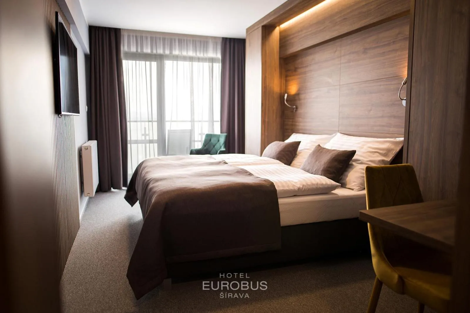 Photo of the whole room, Bed in Hotel Eurobus