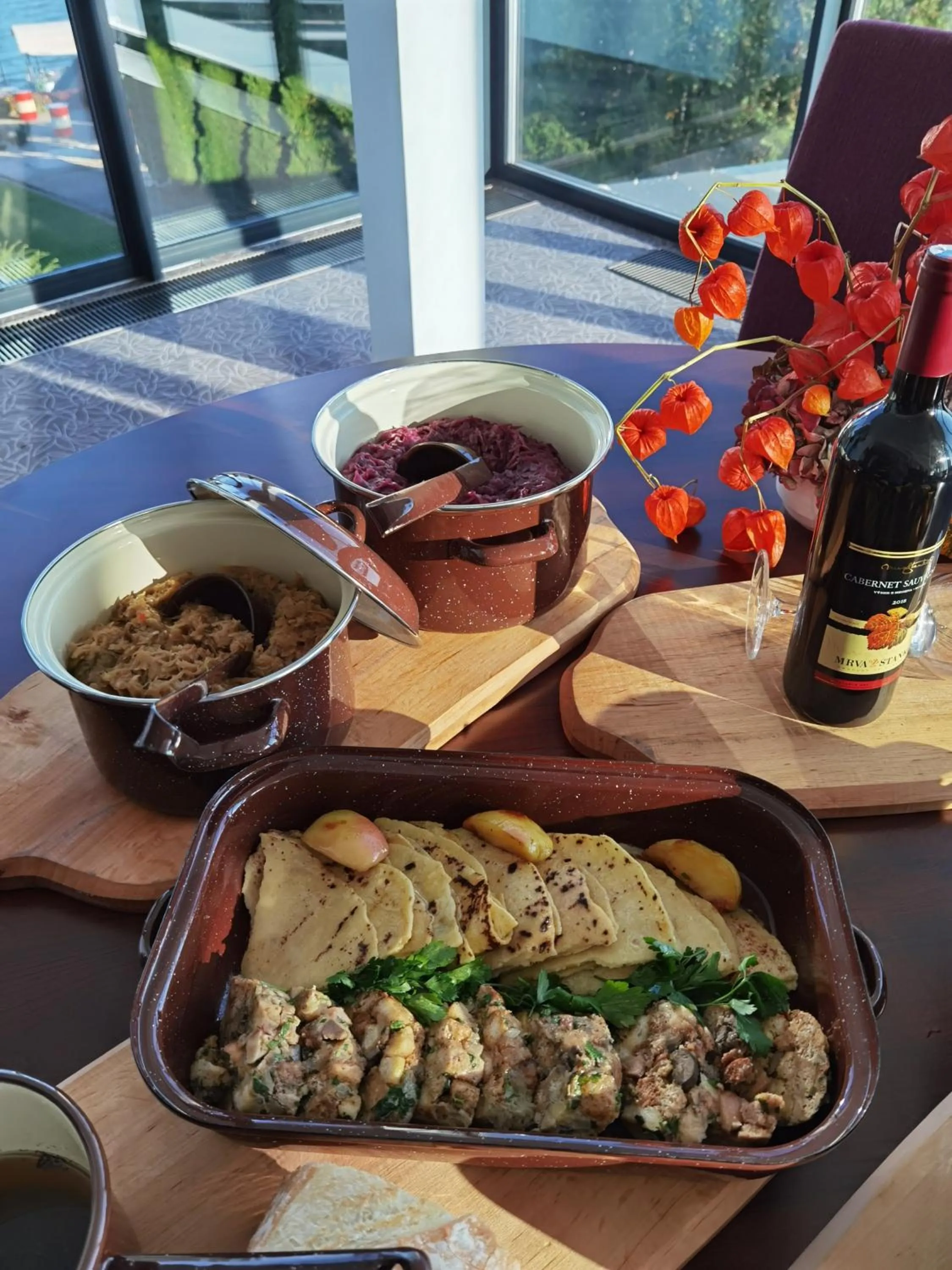 Restaurant/places to eat in Hotel Eurobus