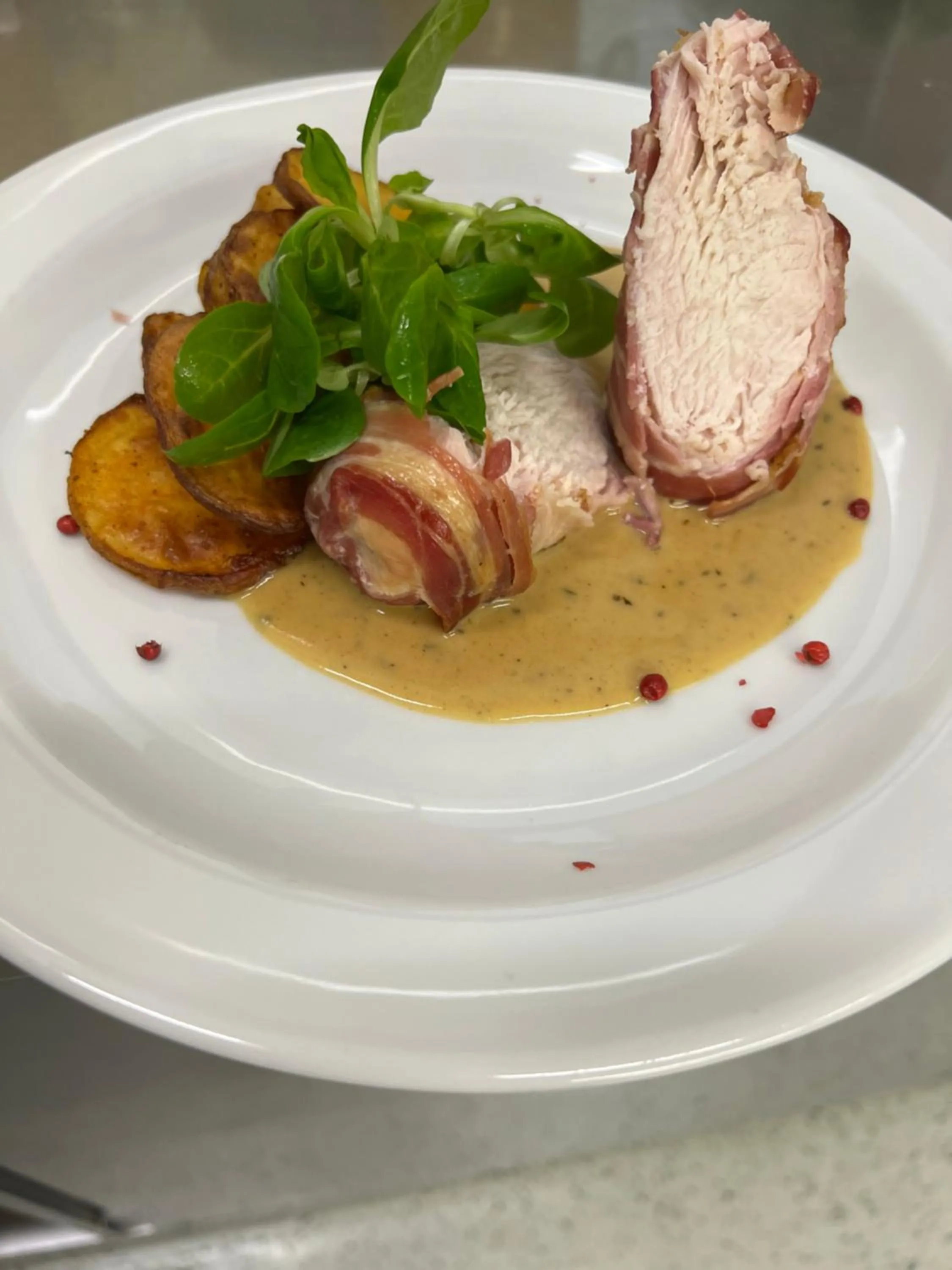 Restaurant/places to eat in Hotel Eurobus