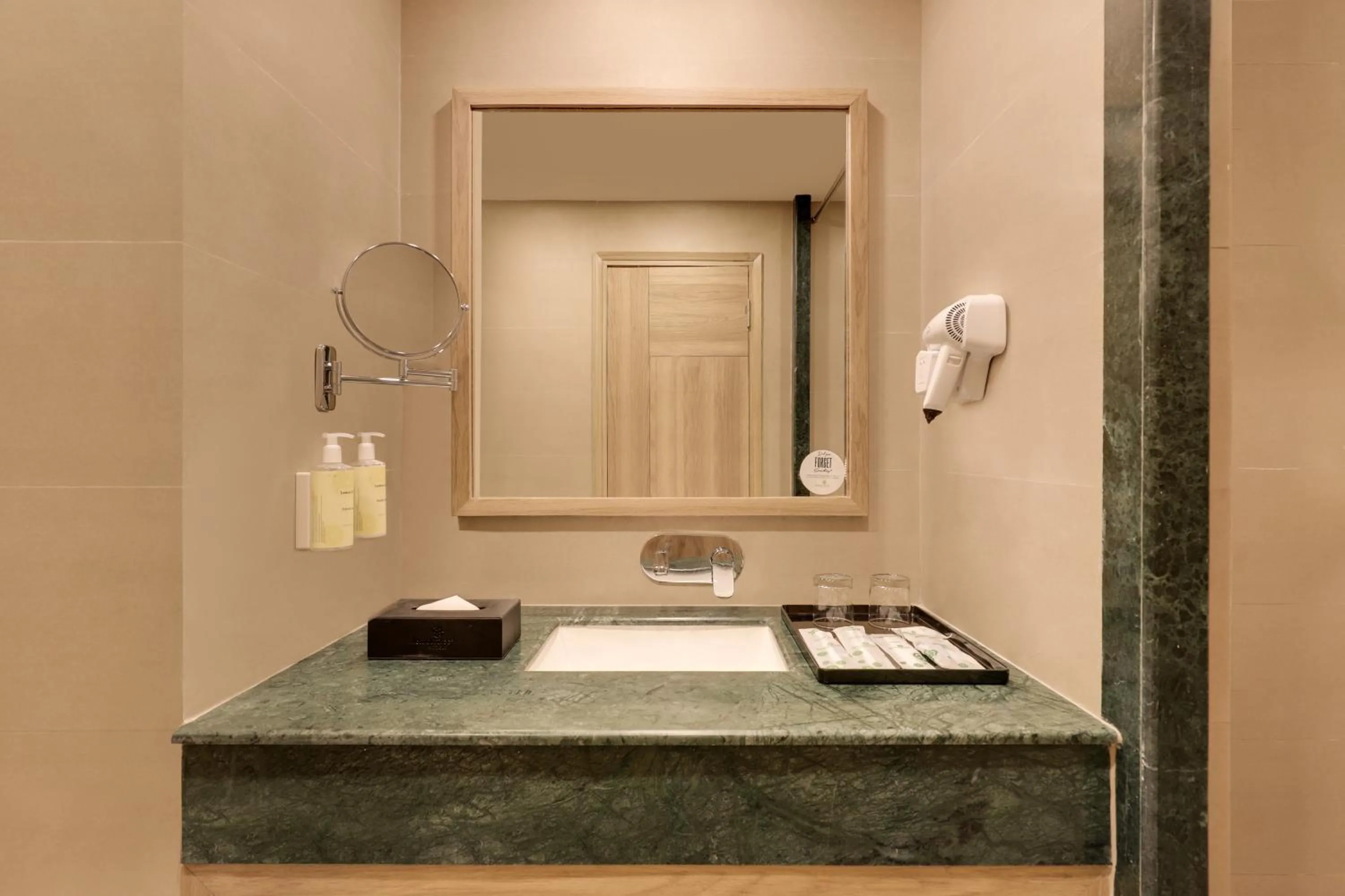 Bathroom in Lemon Tree Hotel, Tapovan Rishikesh