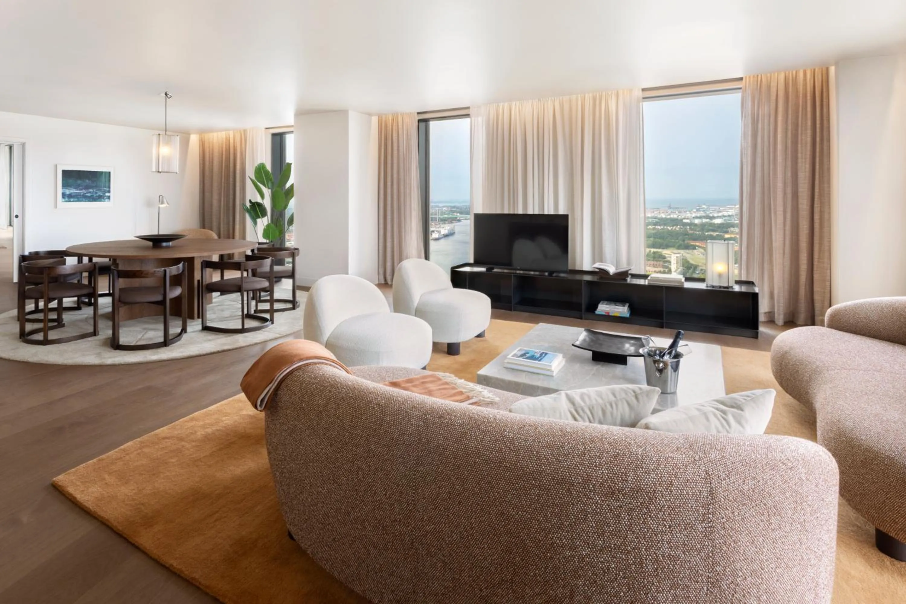 Living room in Clarion Hotel Karlatornet