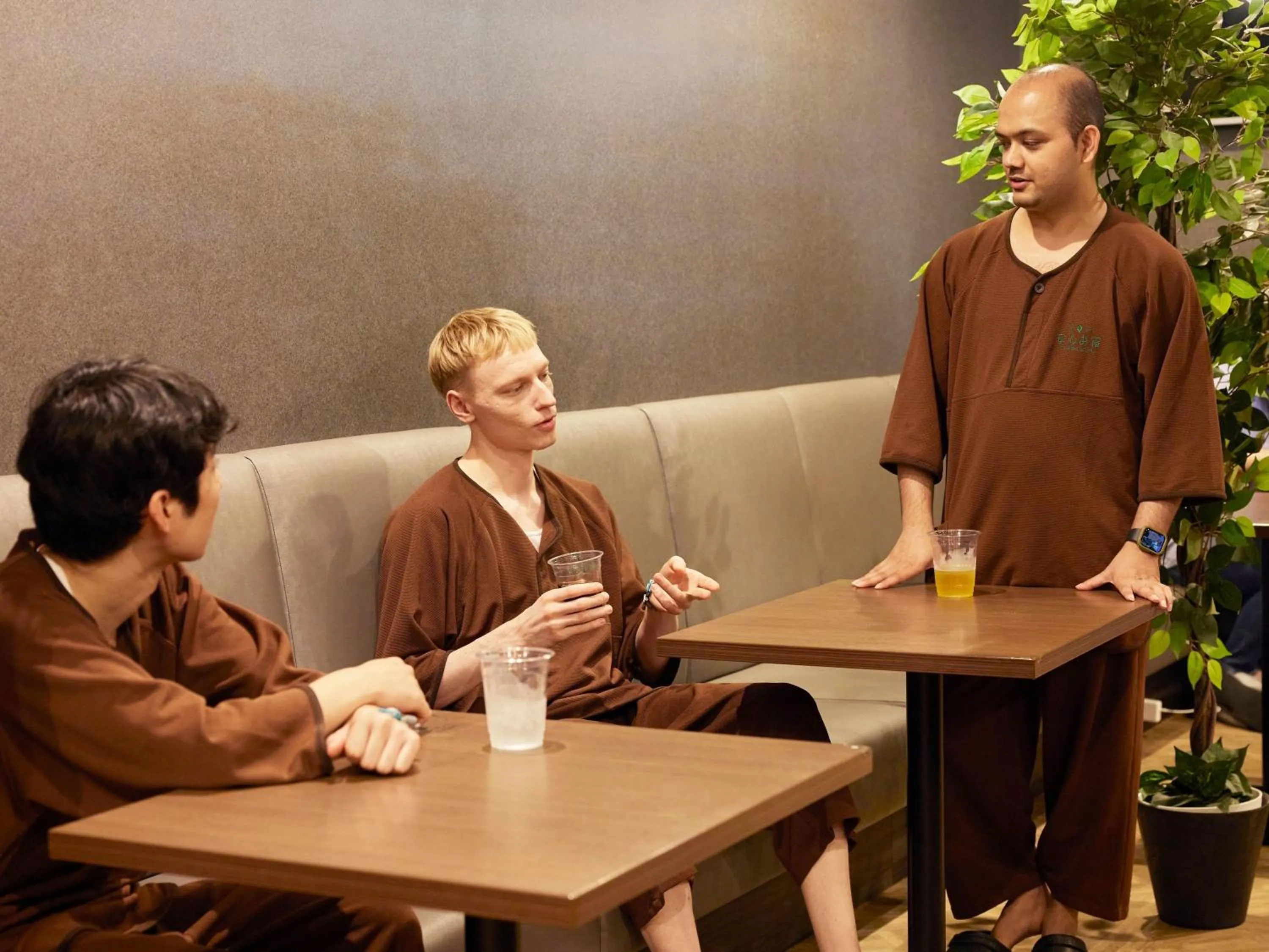 Communal lounge/ TV room in Anshin oyado Tokyo Man Shinjuku