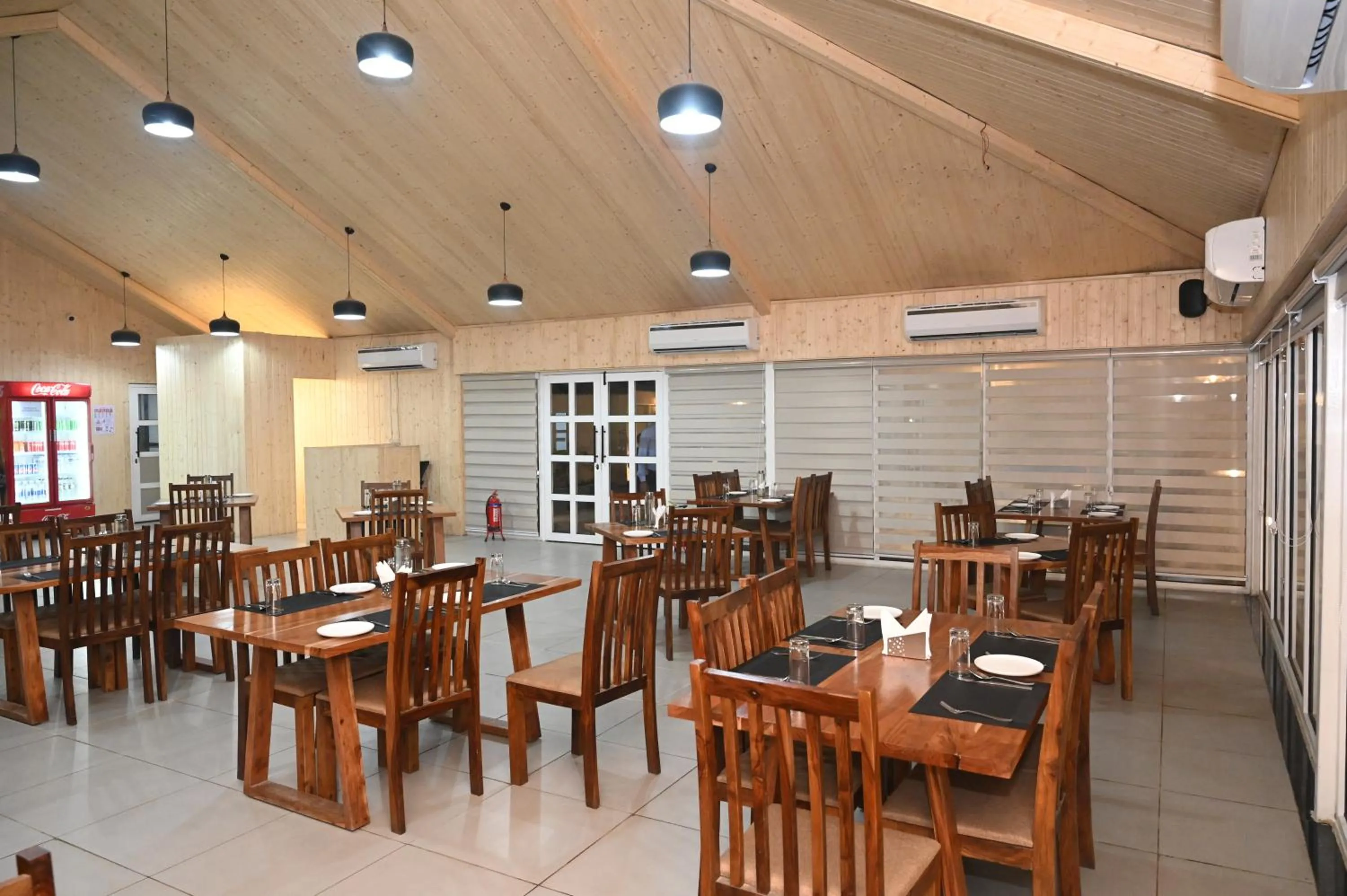 Restaurant/places to eat in Praveg Tent City Saryu Ayodhya