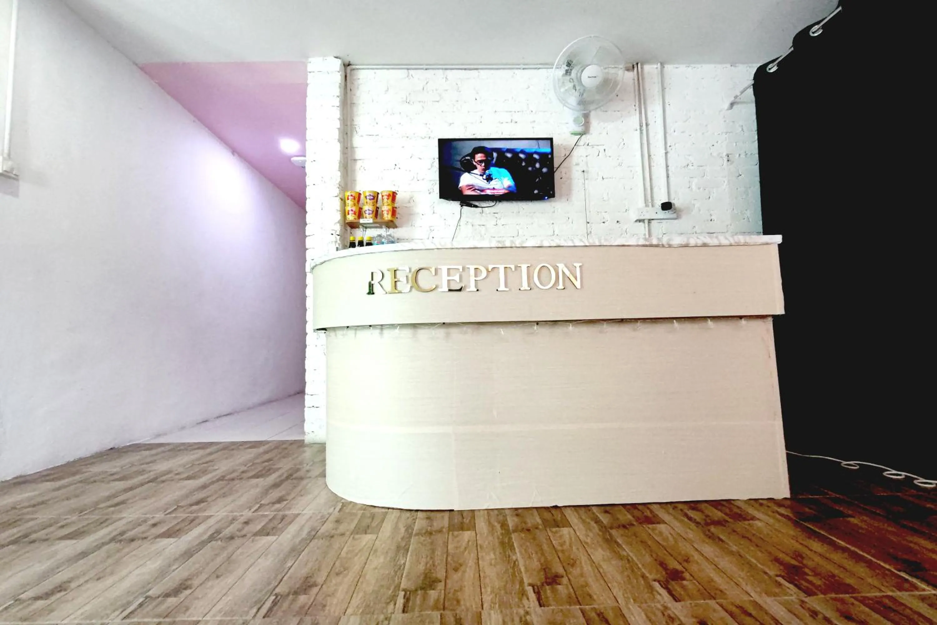 Lobby or reception in Maleeq Hotel Meru Ipoh