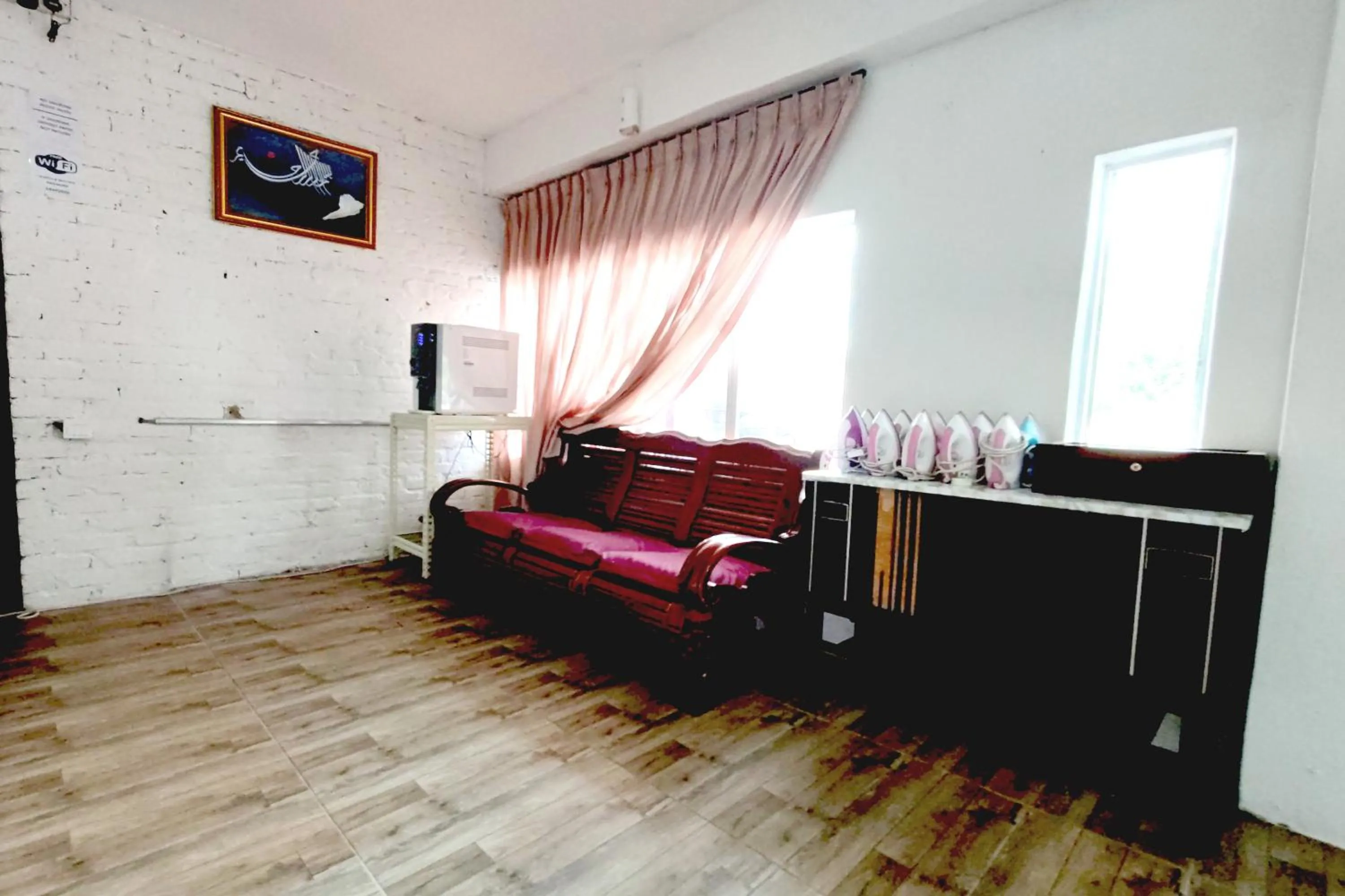 Lobby or reception in Maleeq Hotel Meru Ipoh