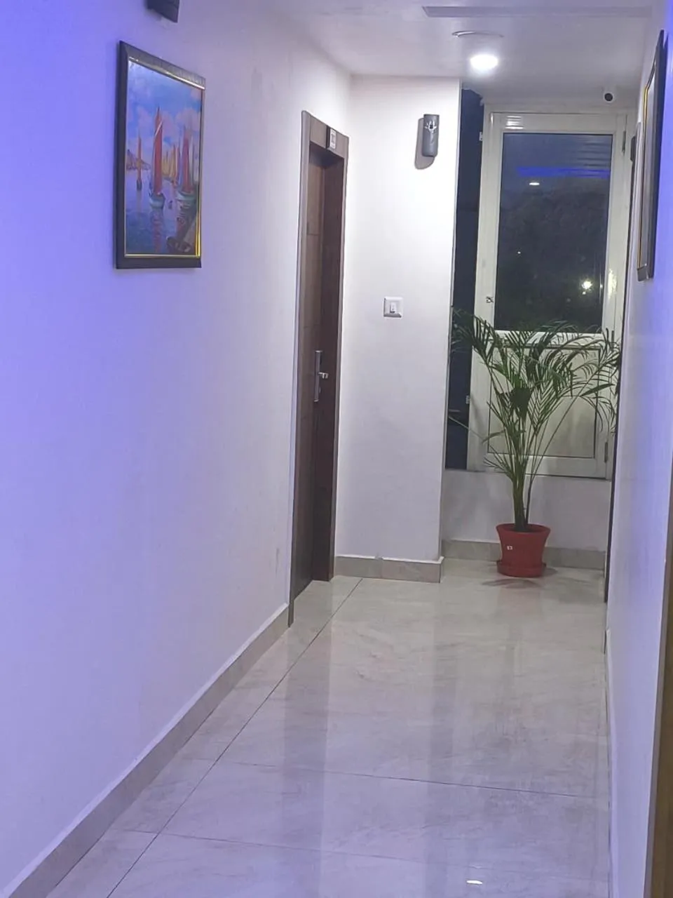 Property building in Aliza Inn And Suites By SRS Hotels