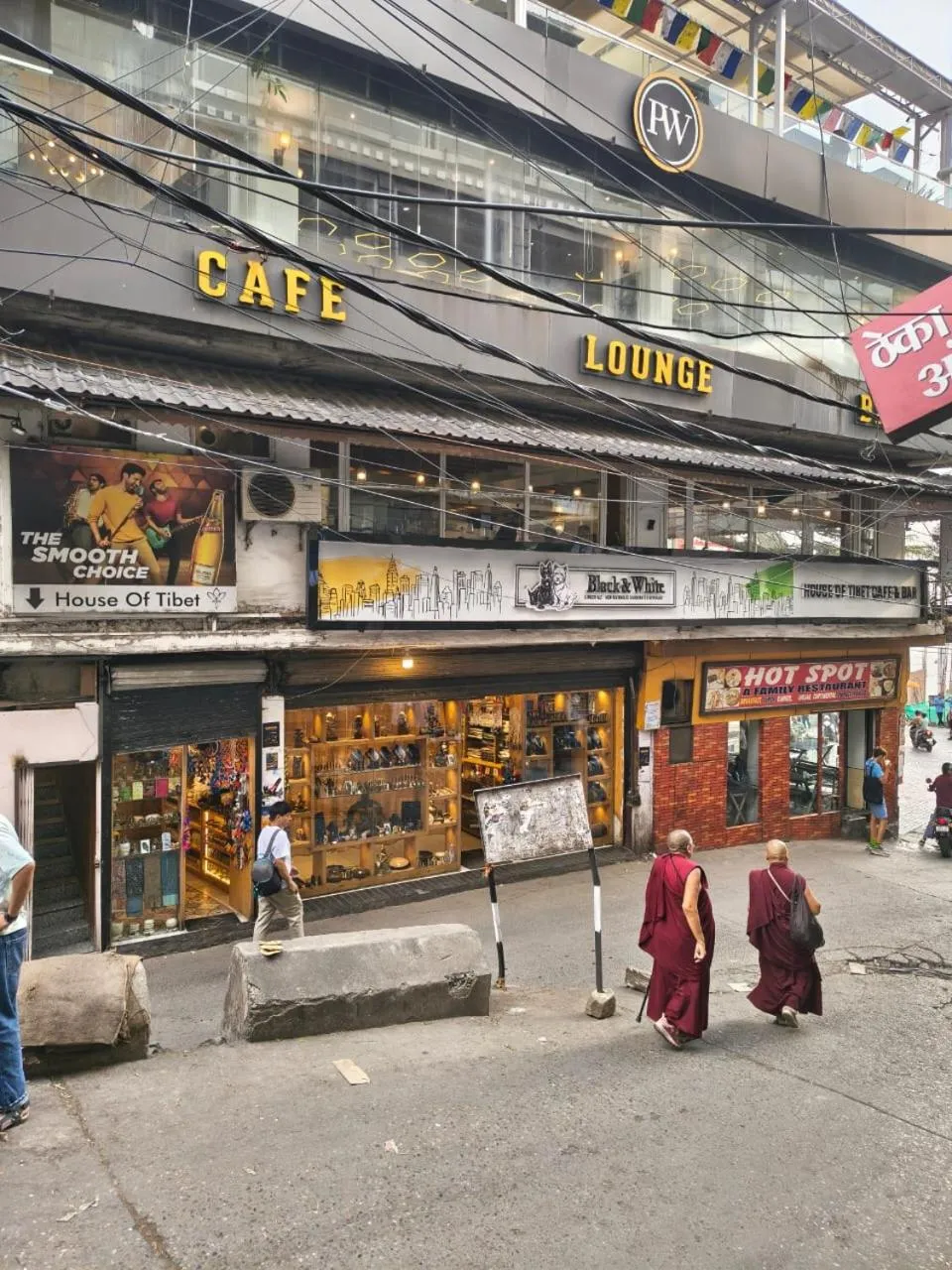 Nearby landmark in Aliza Inn And Suites By SRS Hotels