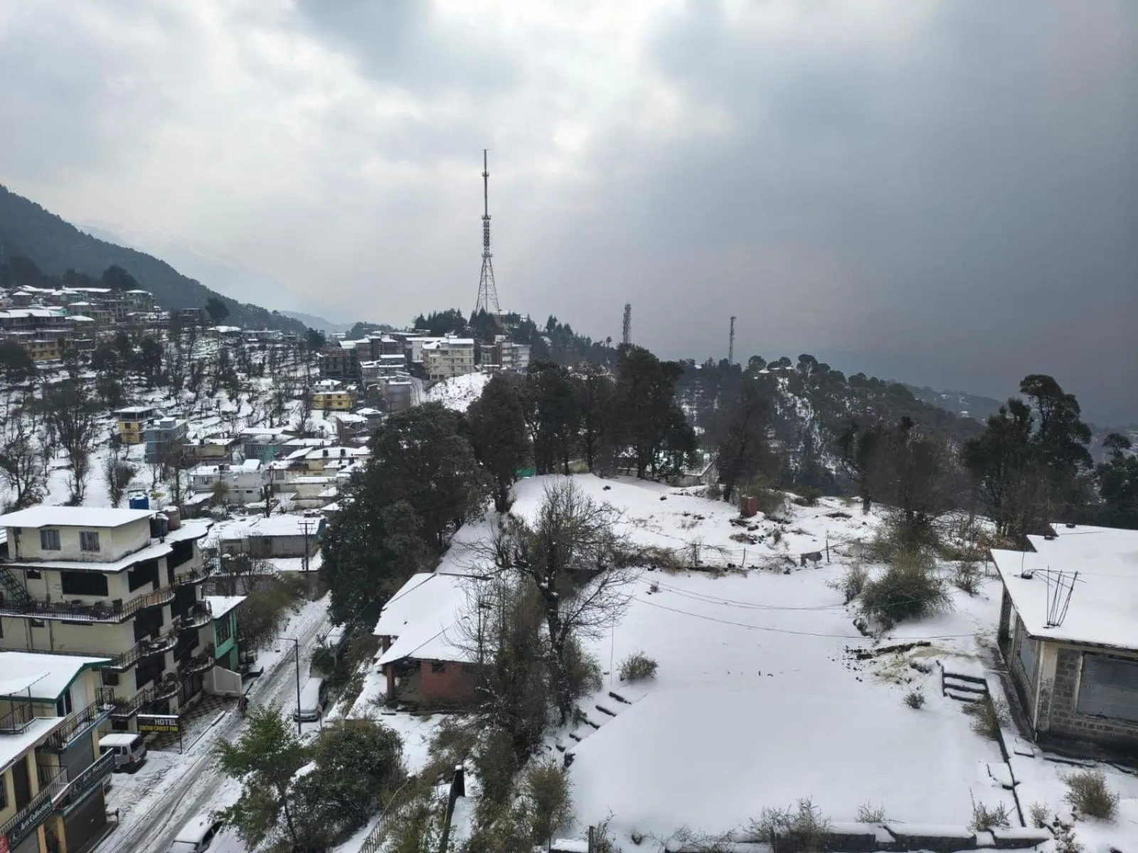 Mountain view in Aliza Inn And Suites By SRS Hotels