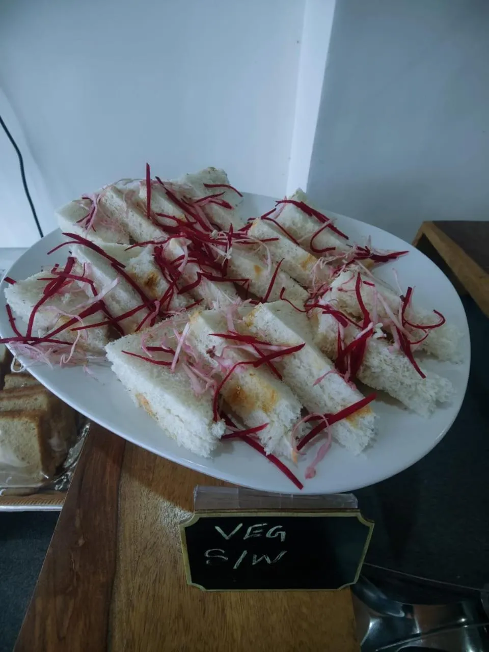 Food in Aliza Inn And Suites By SRS Hotels