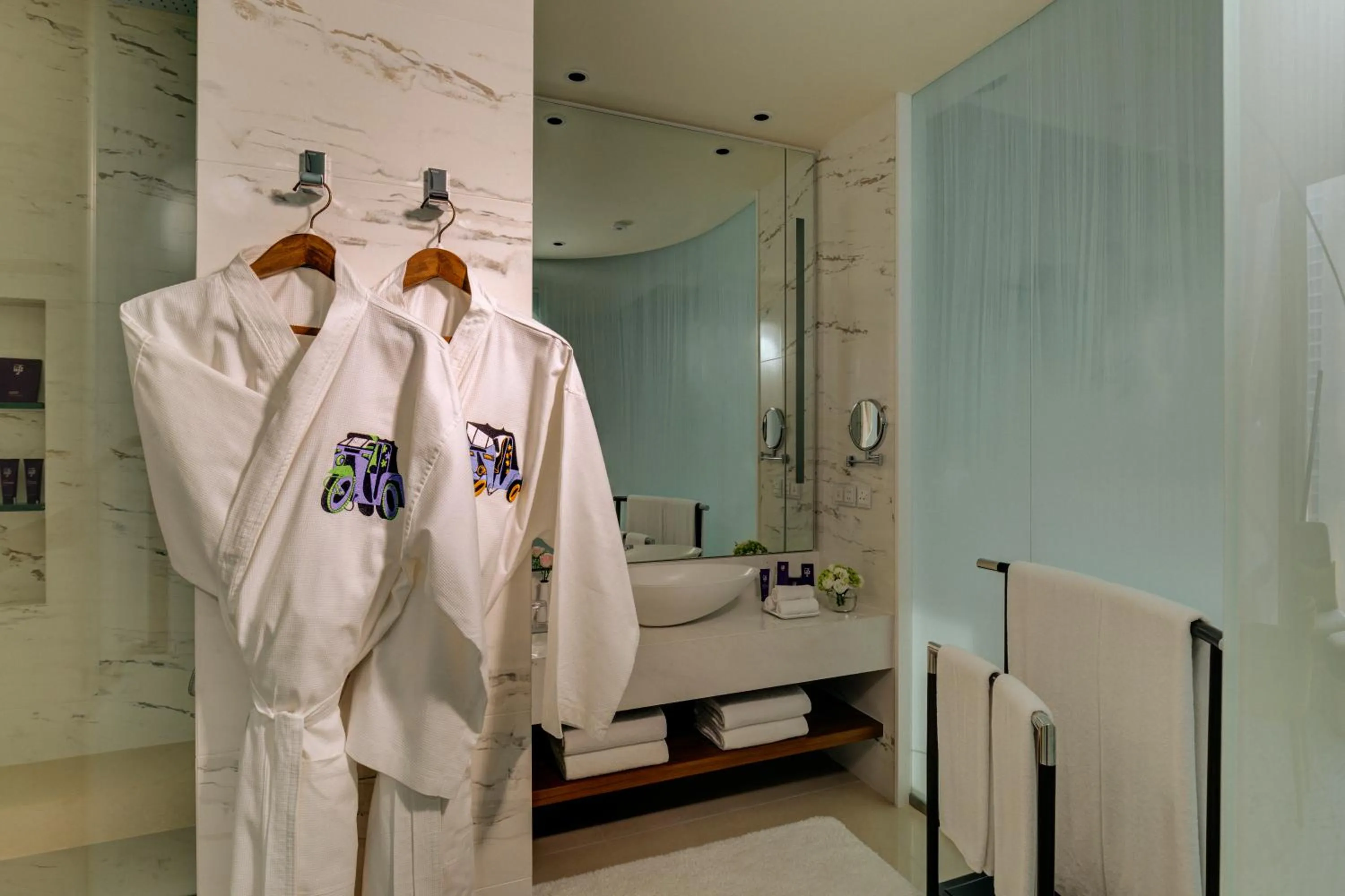 Bathroom in Cinnamon Life at City of Dreams