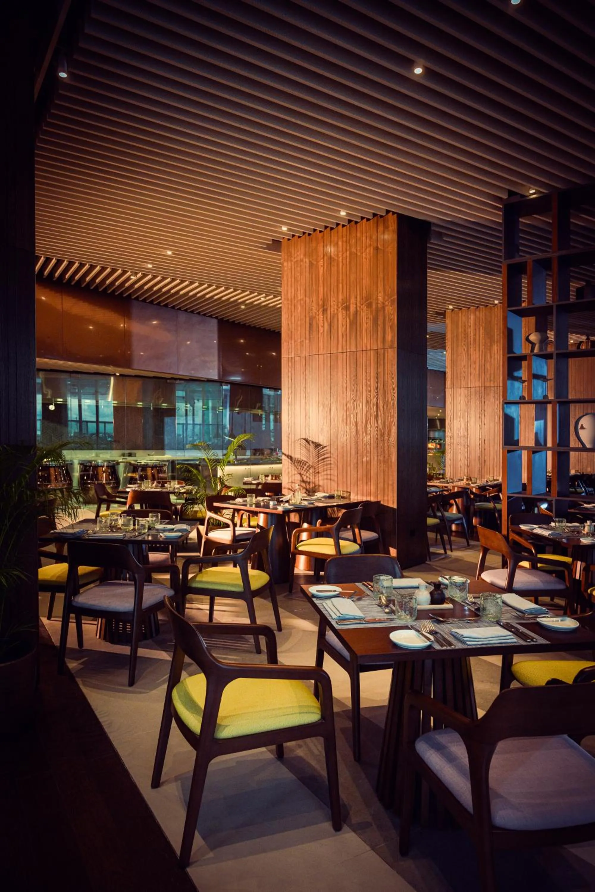 Restaurant/places to eat in Cinnamon Life at City of Dreams