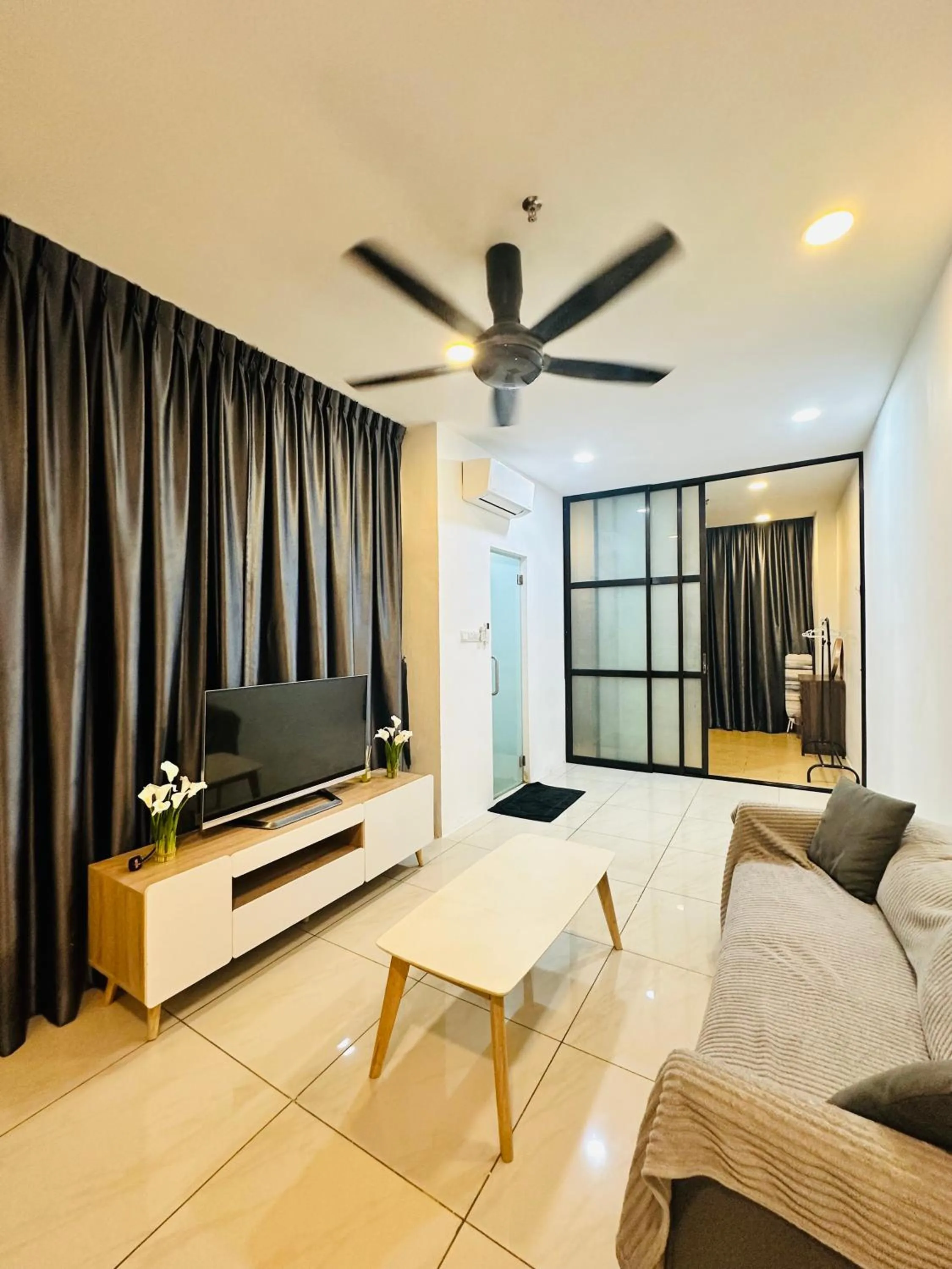 Living room in ITCC Manhattan Suites by AURORA