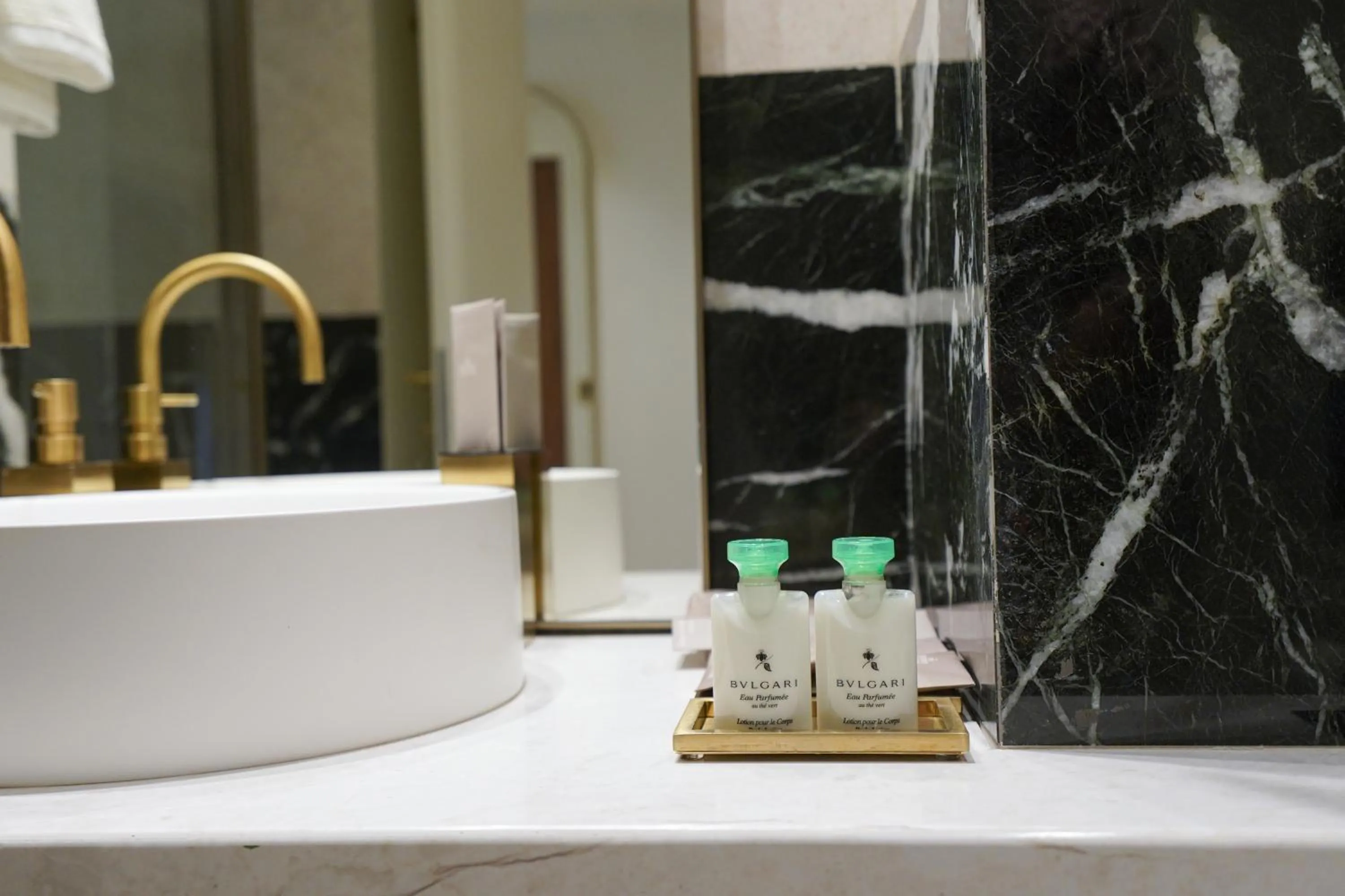 Bathroom in Anthology of Athens, The Leading Hotels of the World