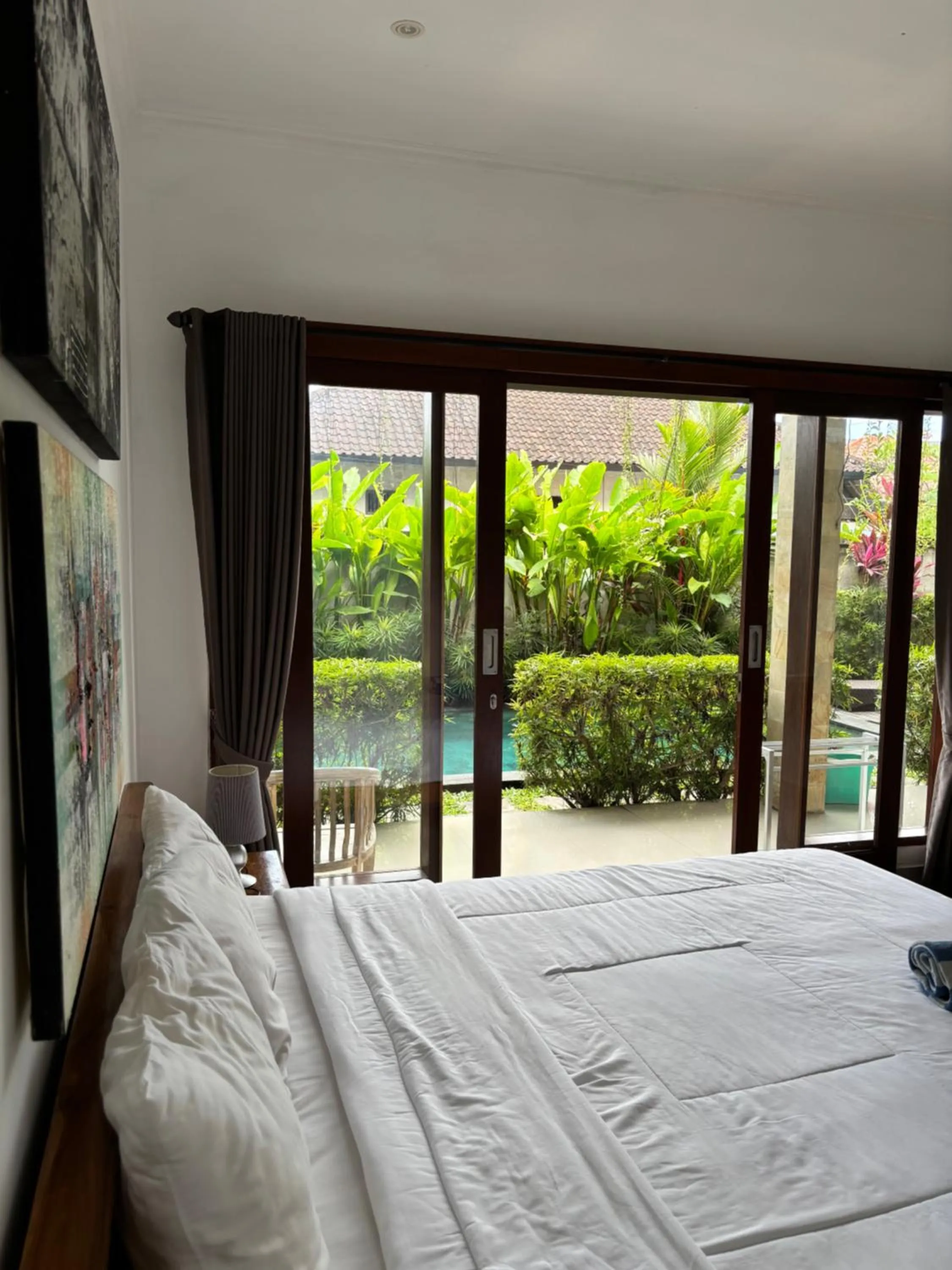 Photo of the whole room, Bed in D'tegal Guest House- Tropical Courtyard in Canggu