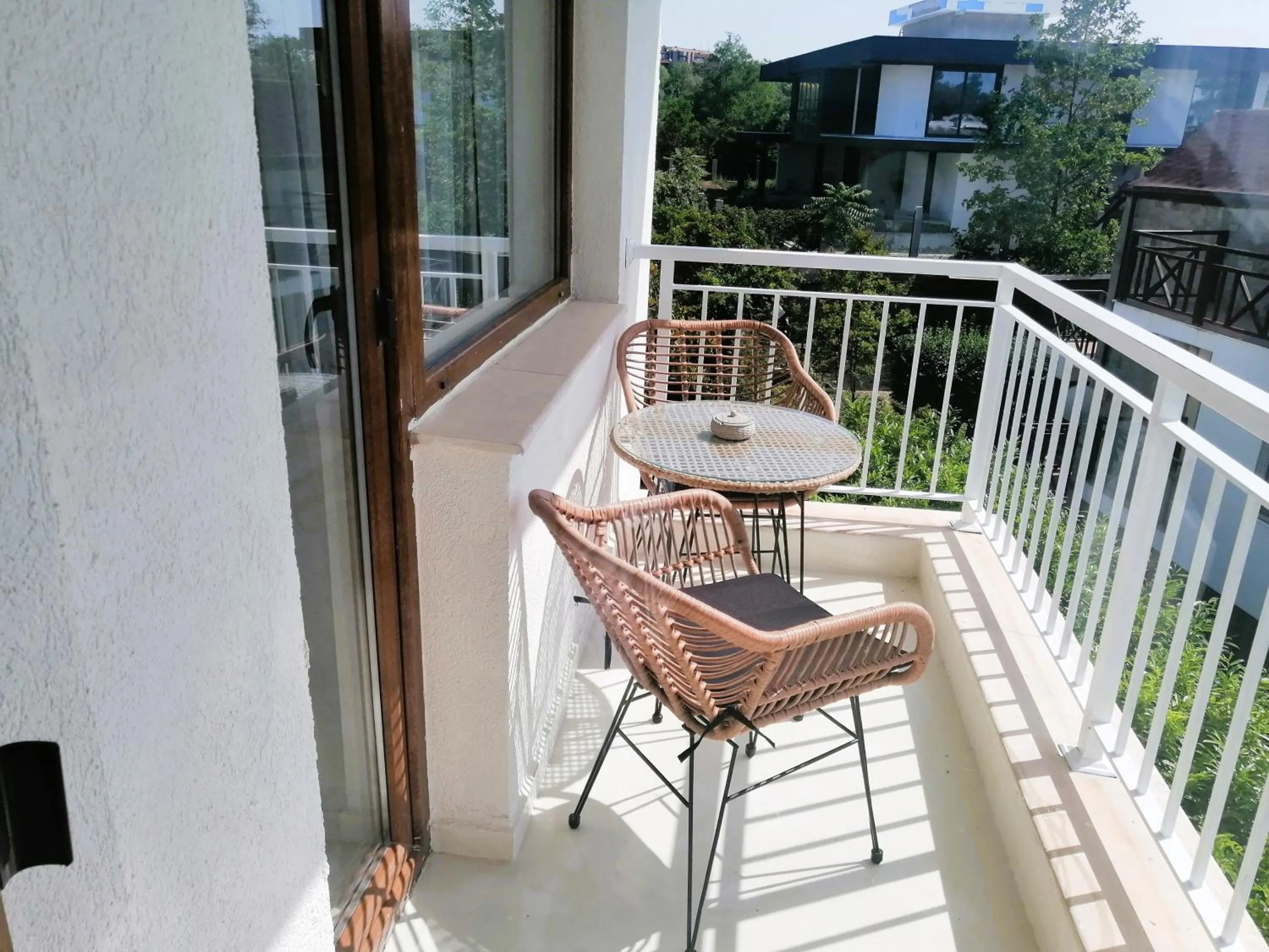 Patio in PARADISE Bay Hotel