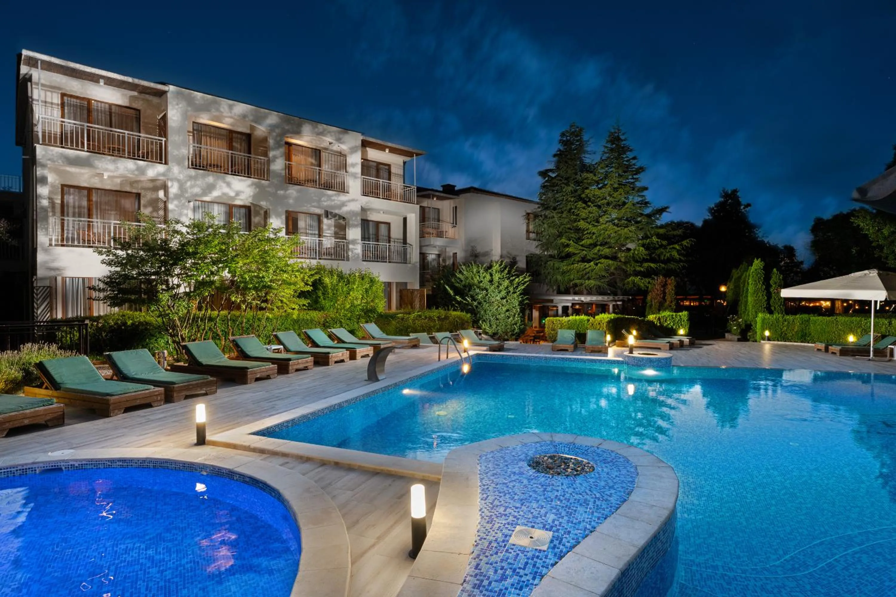 Night in PARADISE Bay Hotel