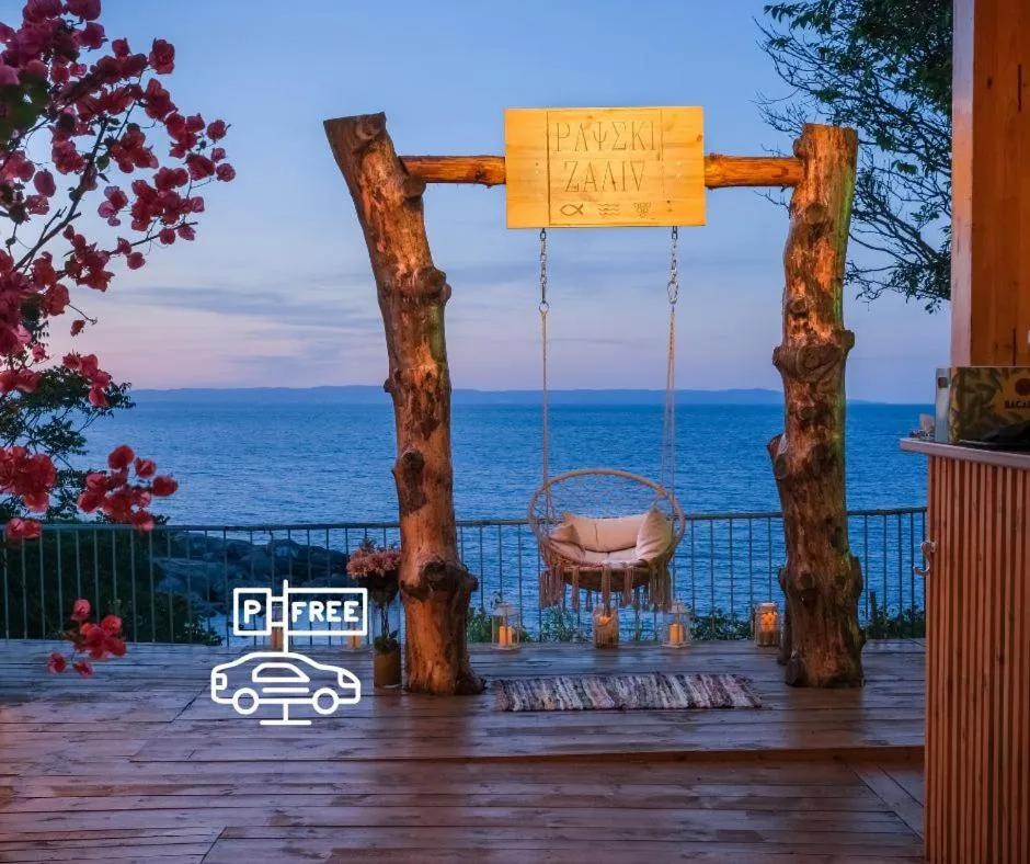 Nearby landmark in PARADISE Bay Hotel