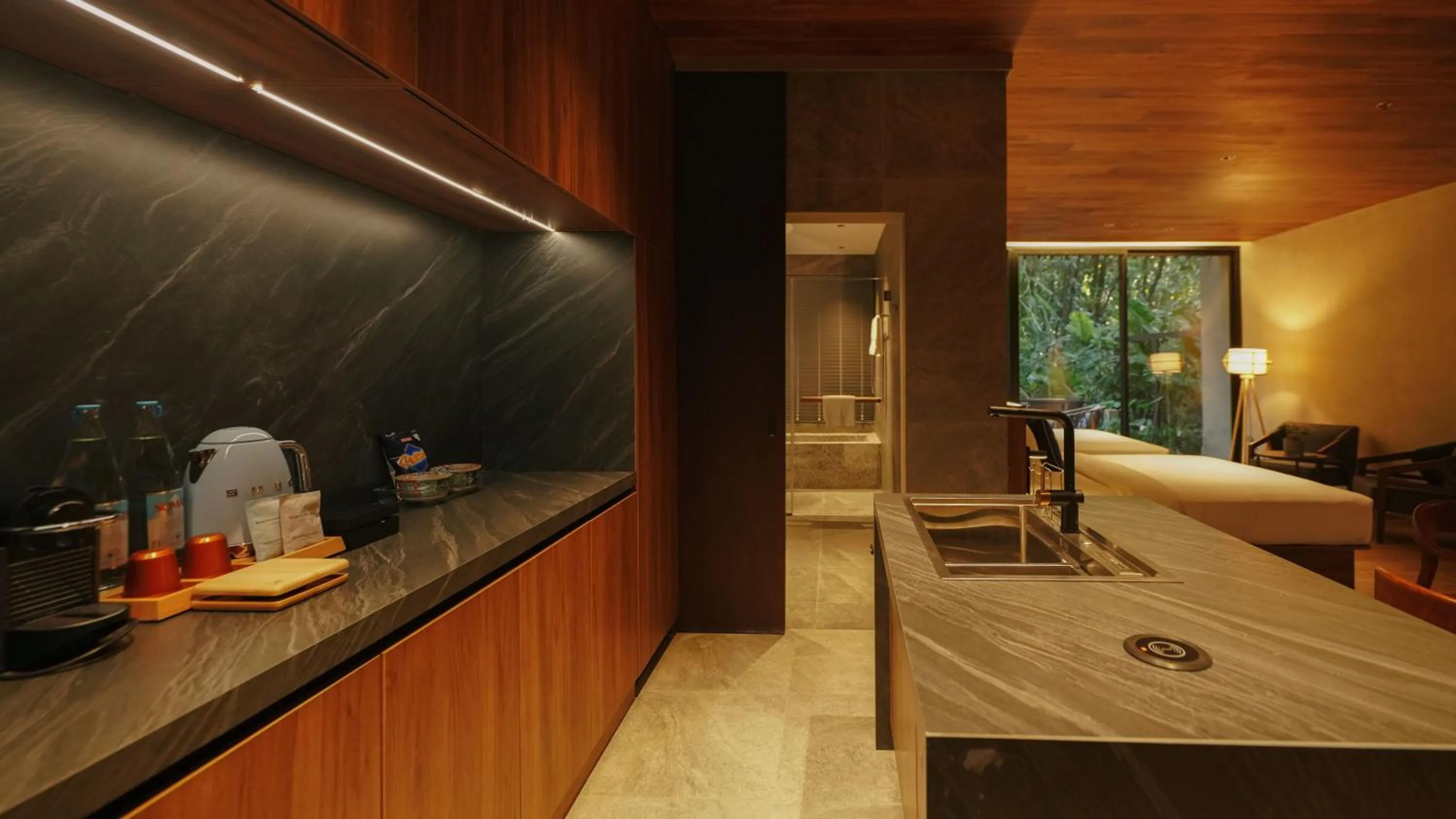 Kitchen or kitchenette, Bed in Piece Lio from Japan Managed by H Hospitality Group