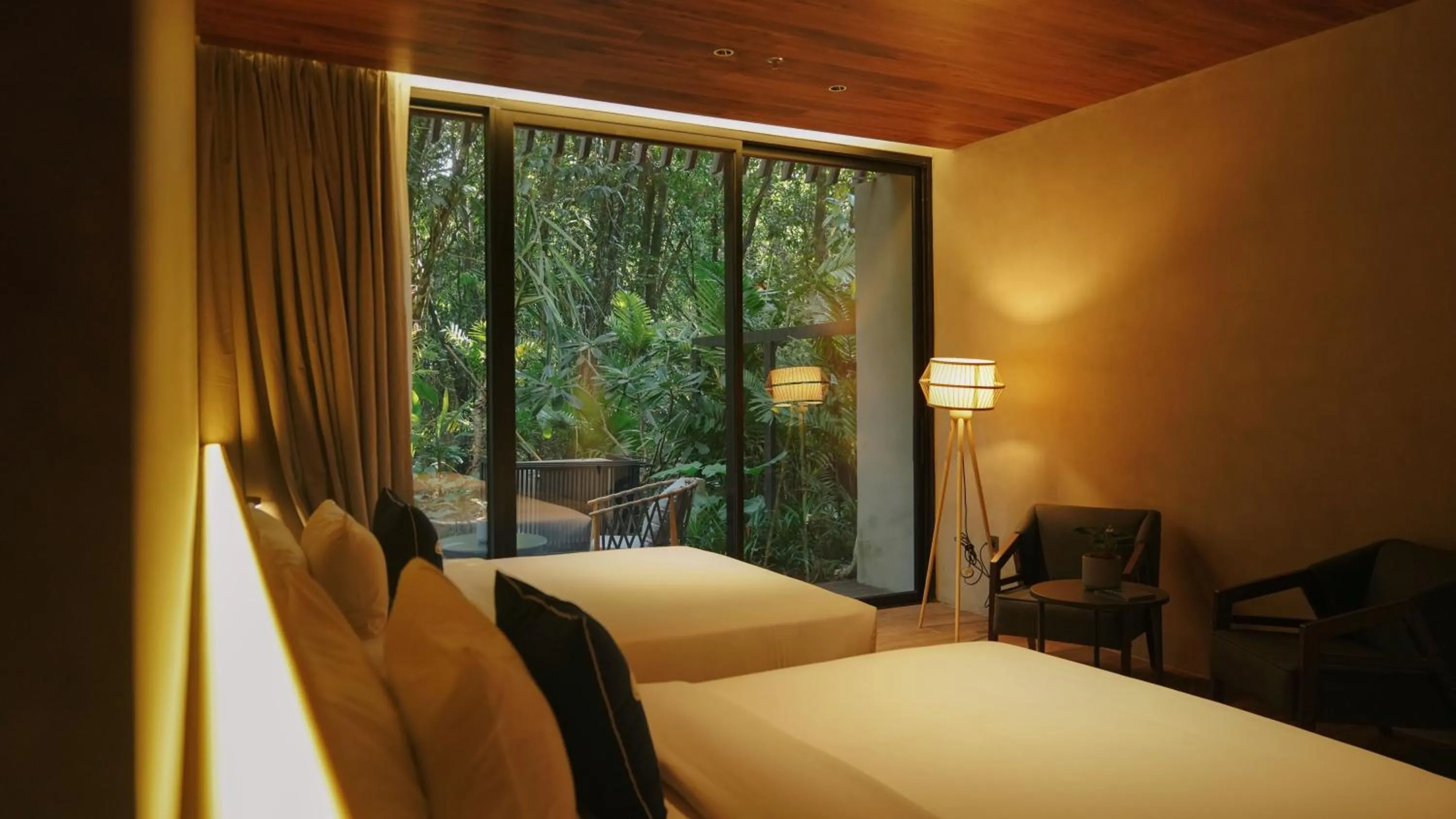 Bed in Piece Lio from Japan Managed by H Hospitality Group