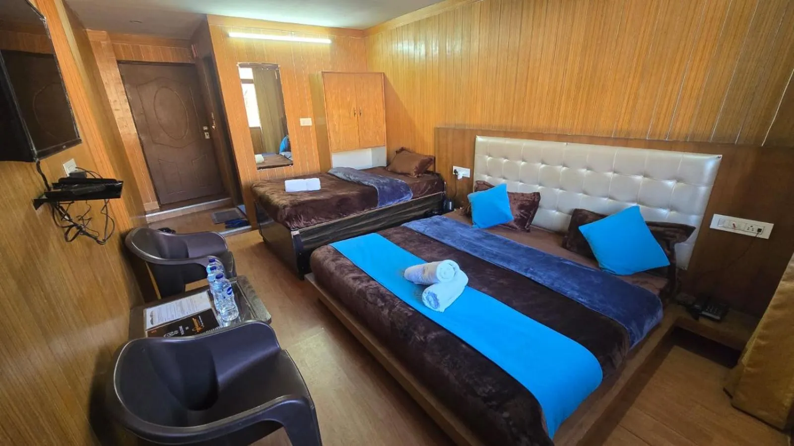 Deluxe King Room in Sleeping Beauty Hotel Moutain view property