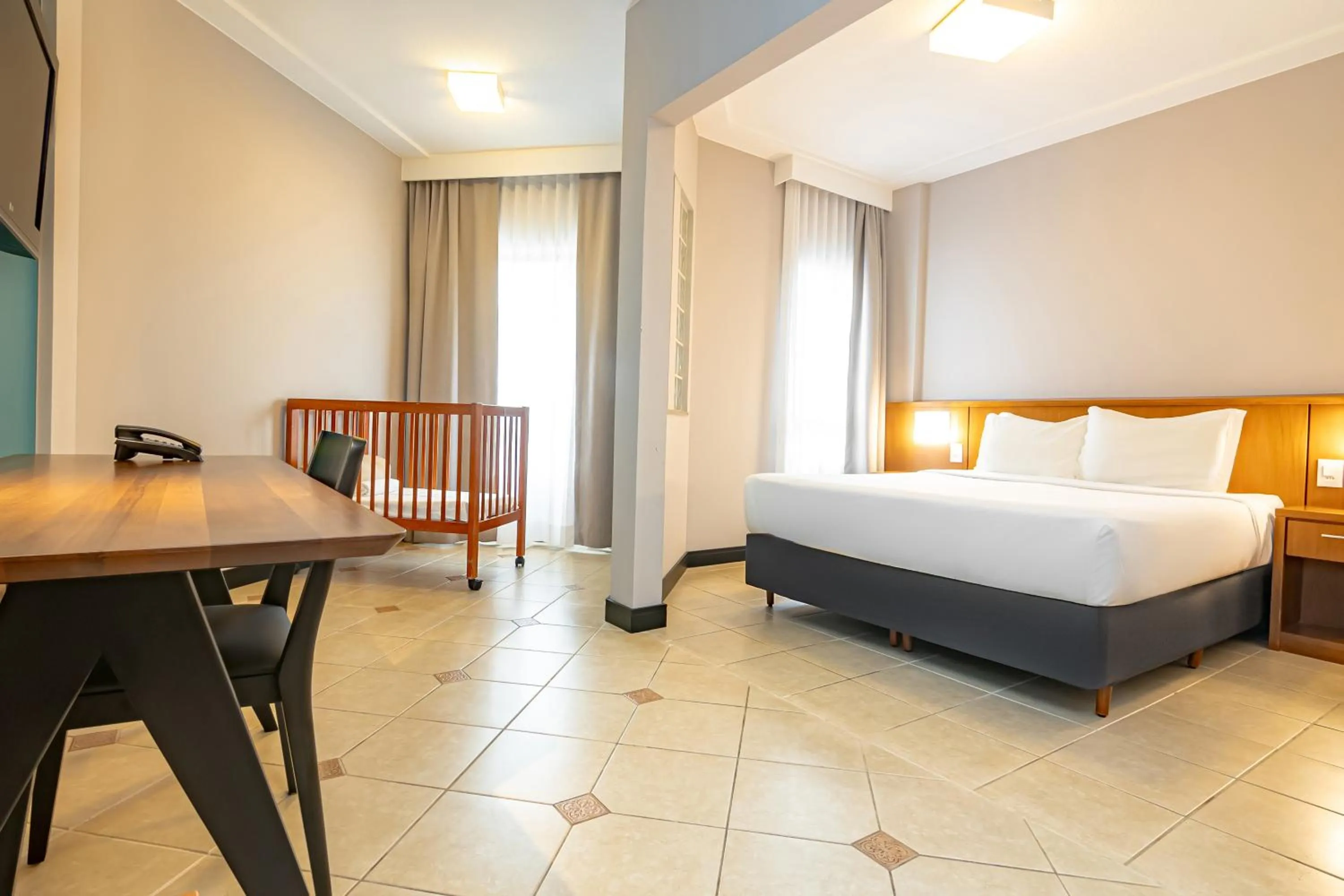 Bed in Mercure Florianópolis