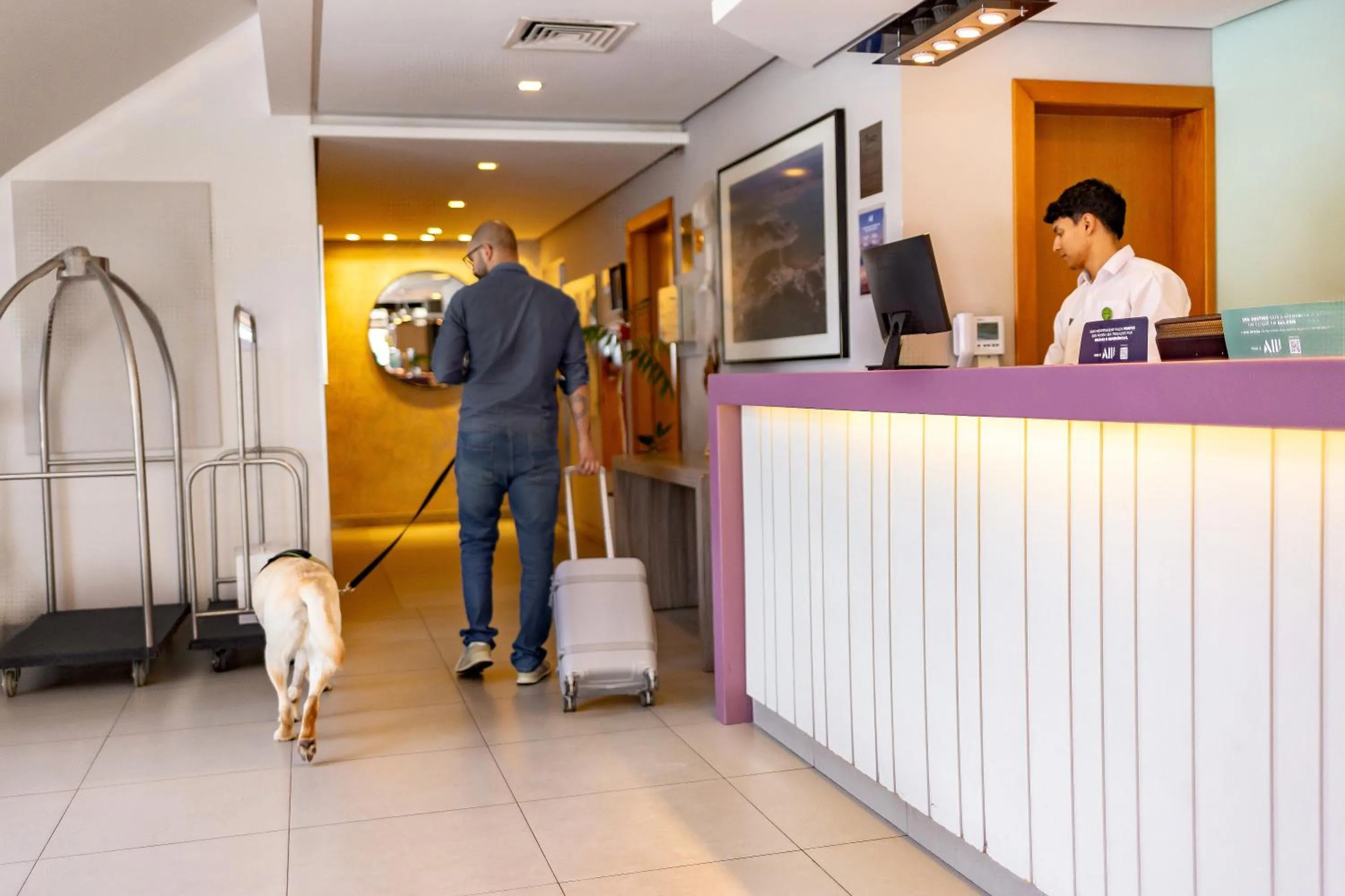 Lobby or reception in Mercure Florianópolis