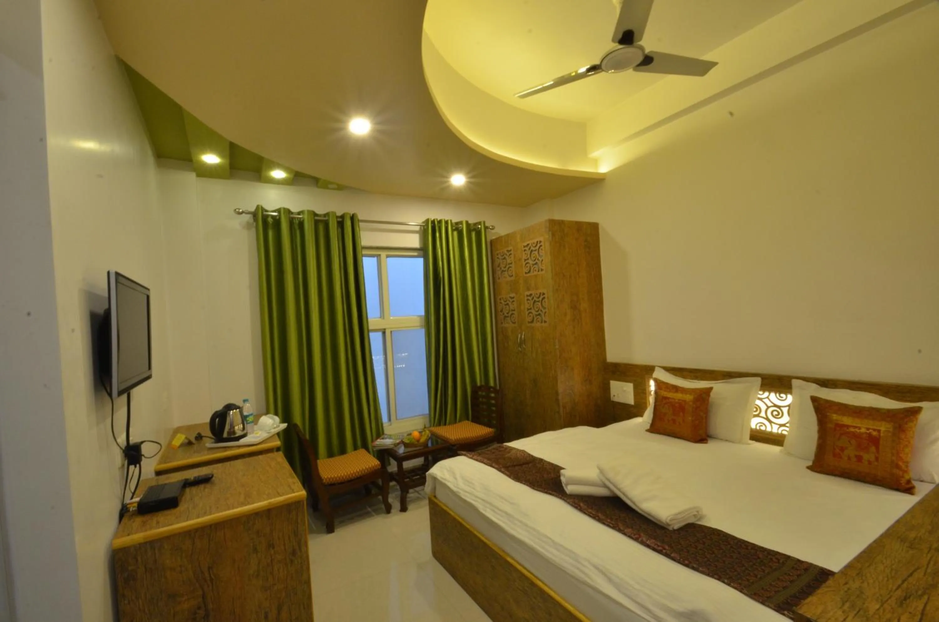 Bed in Hotel Banaras Haveli