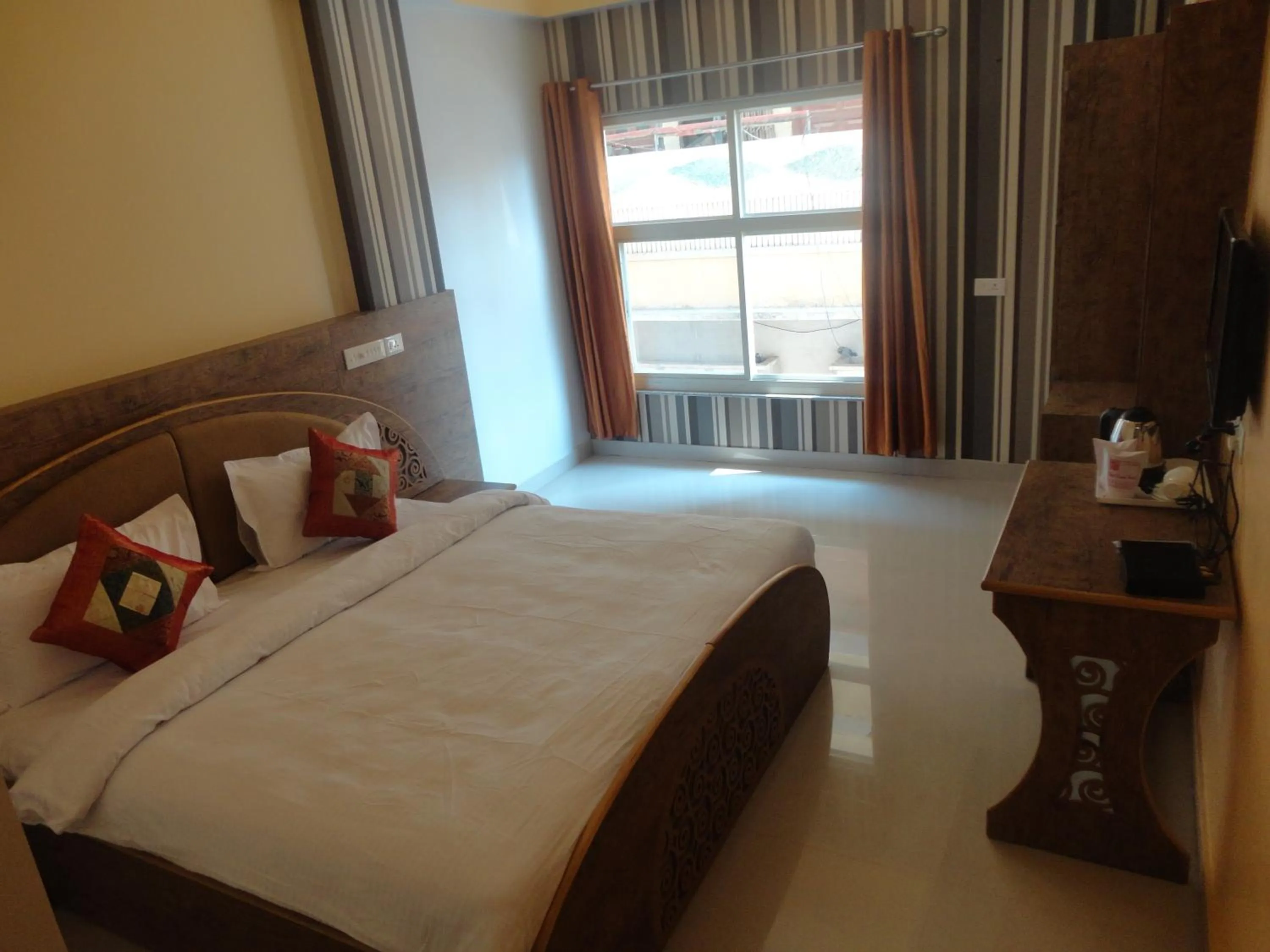 Photo of the whole room, Bed in Hotel Banaras Haveli