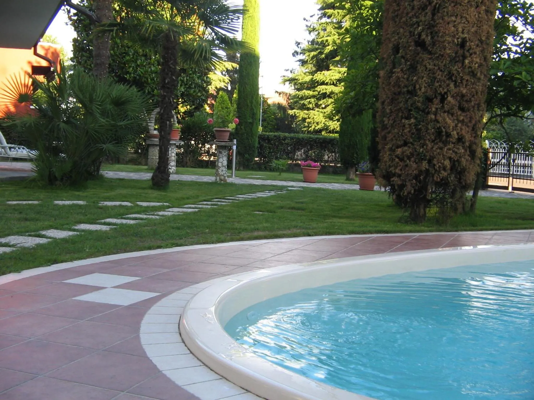 Swimming pool in B&B Sandra