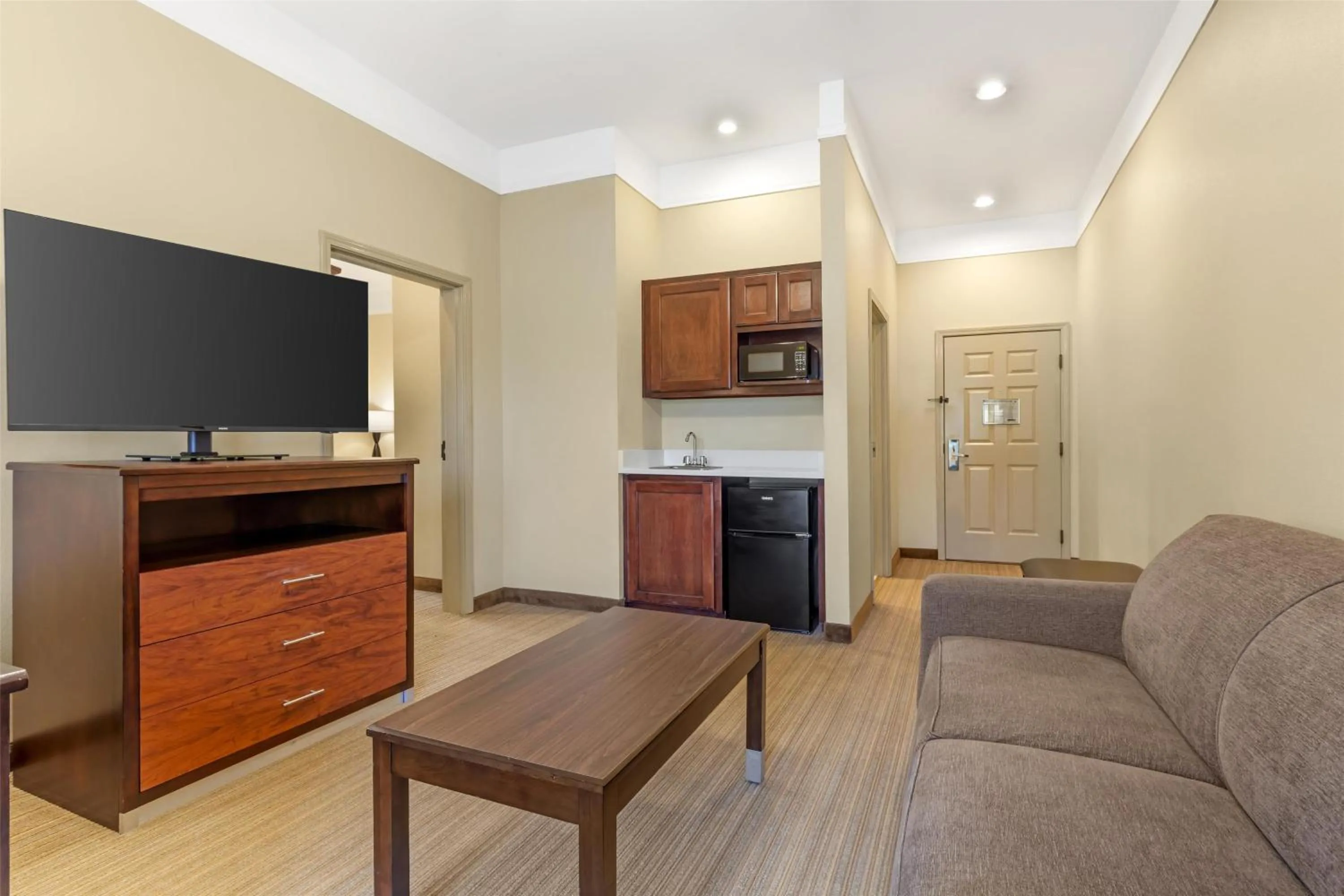 Photo of the whole room in Best Western Plus Monica Royale Inn & Suites