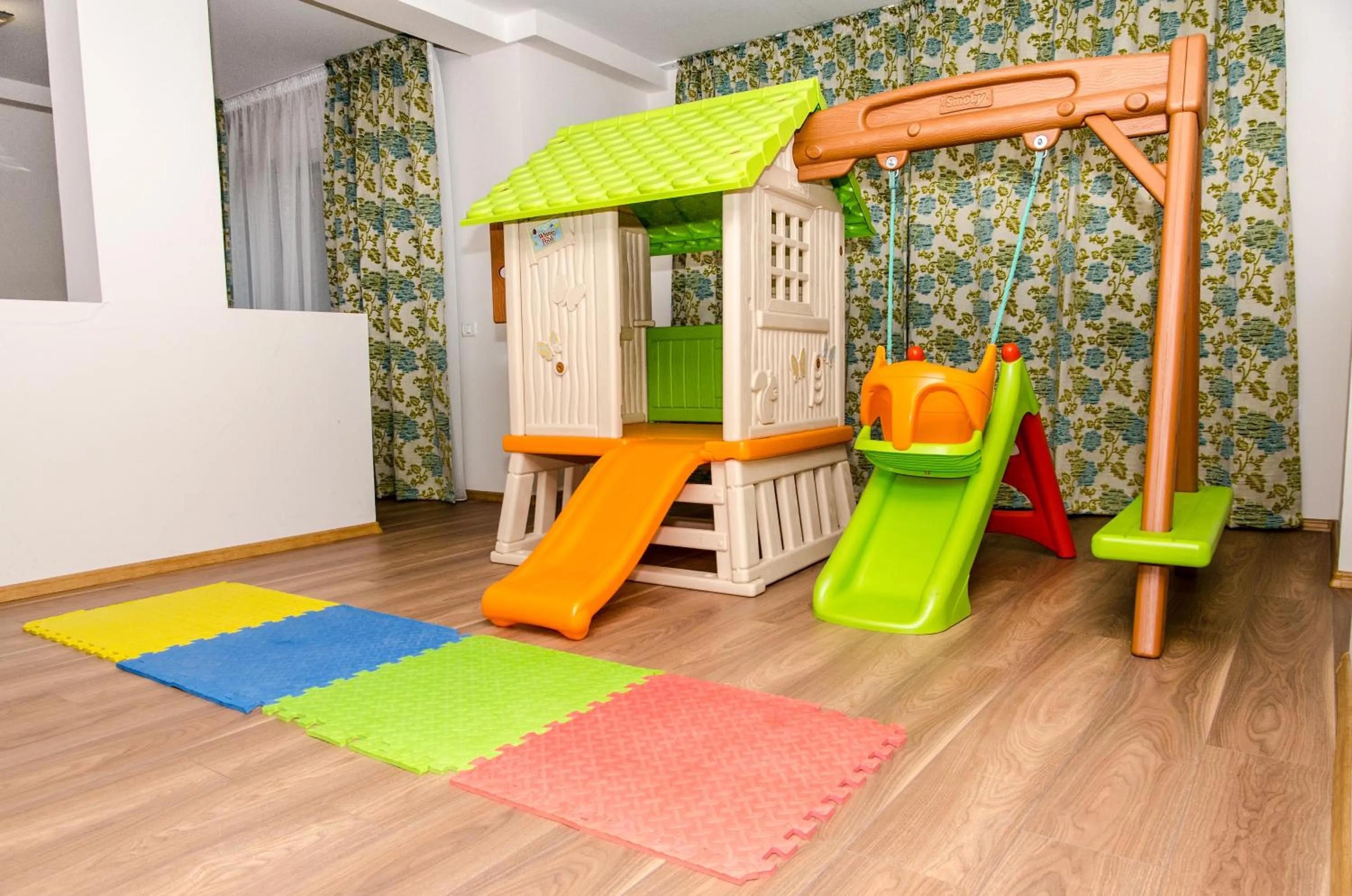 Game Room in Pensiunea Poiana Viselor