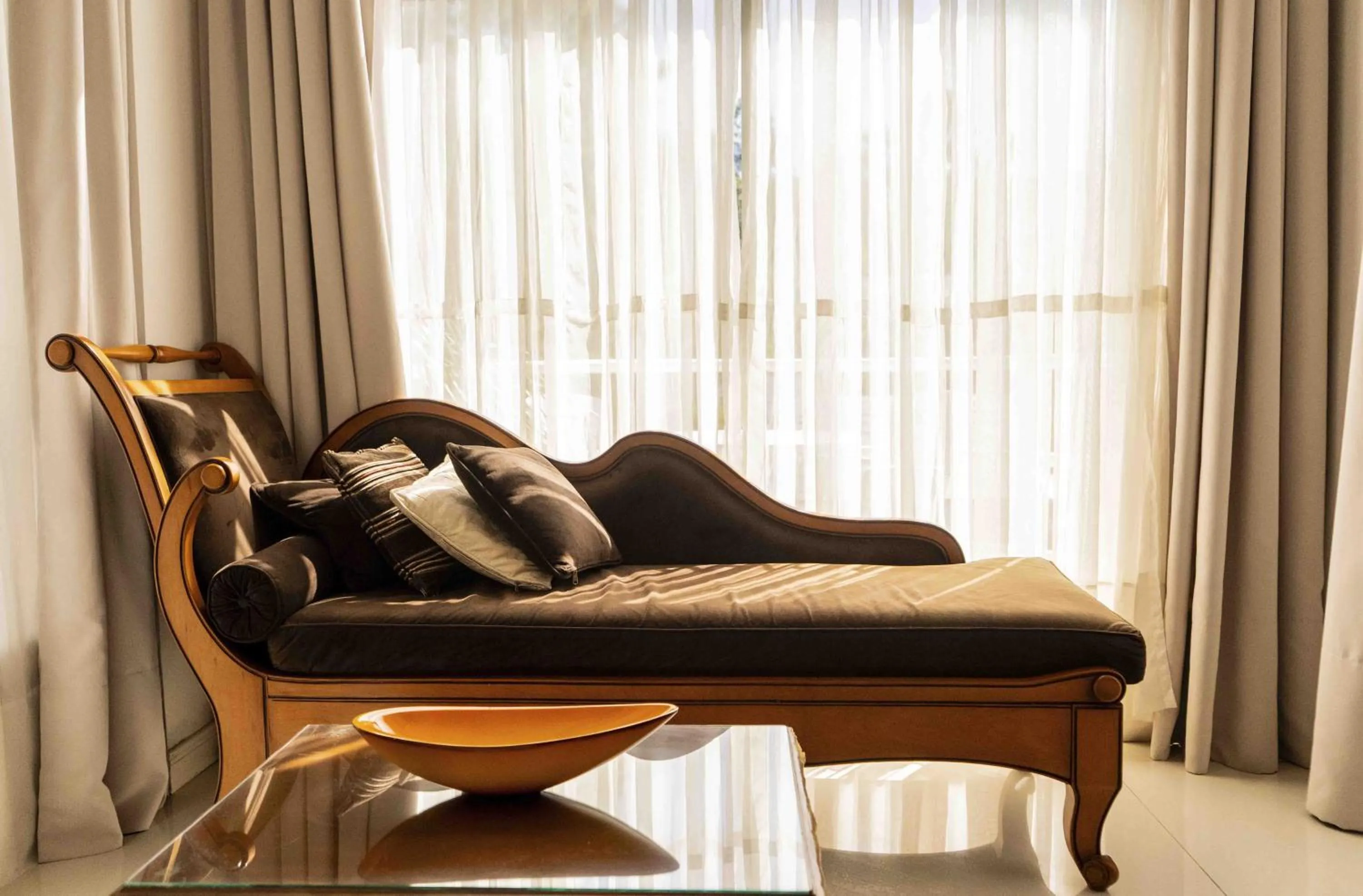 Posada Suiza by Prima Collection