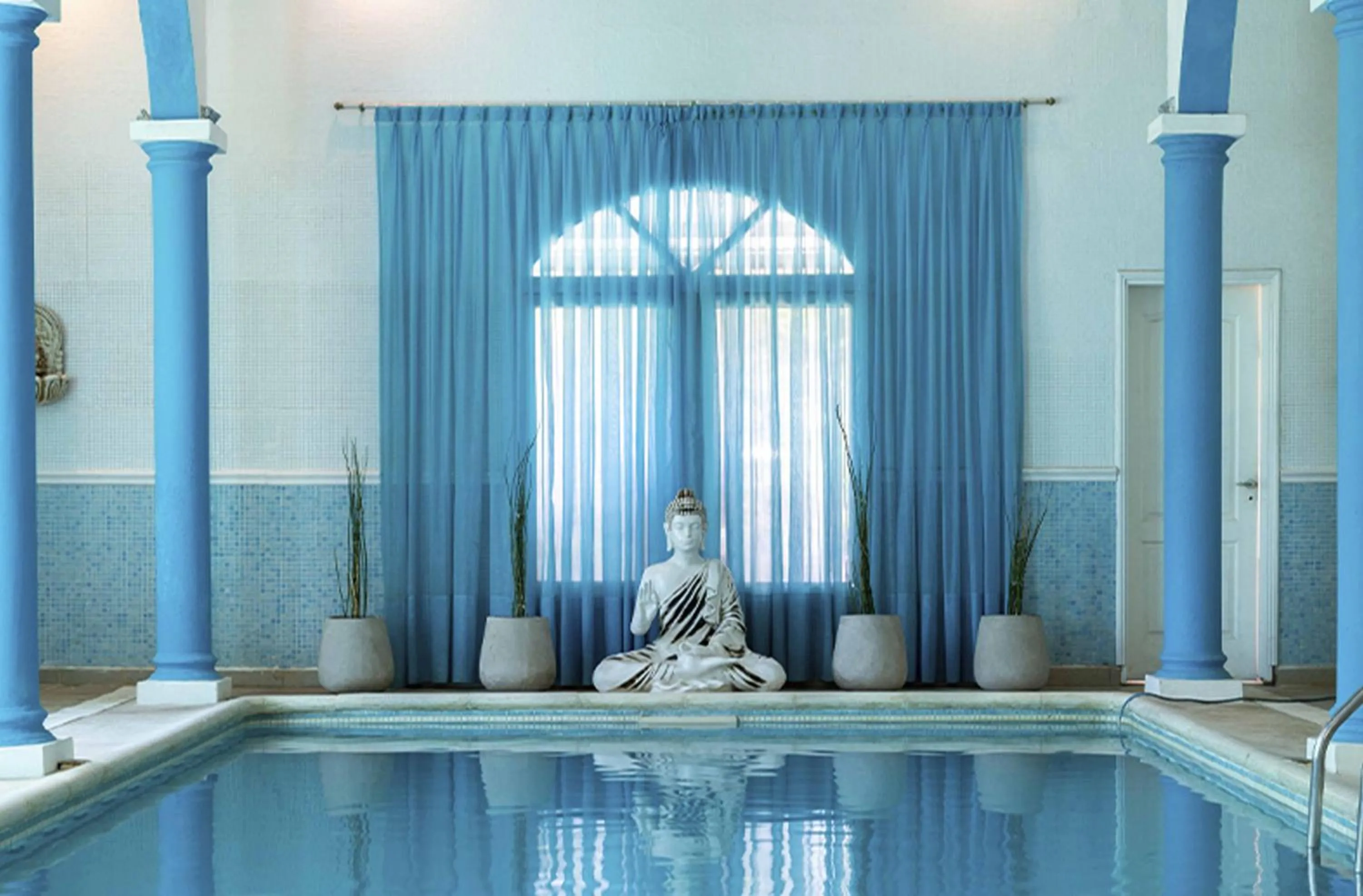 Posada Suiza by Prima Collection