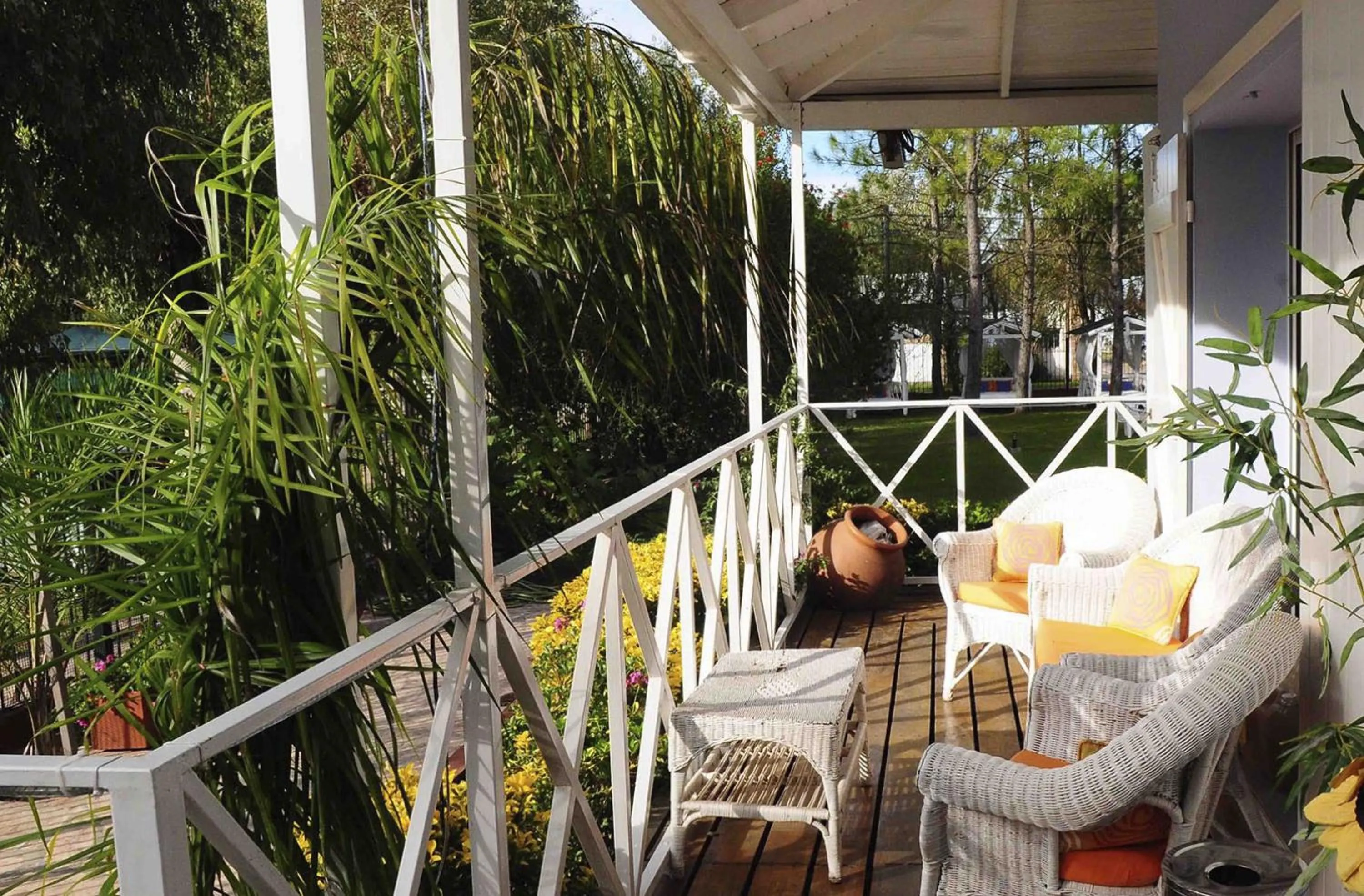 Posada Suiza by Prima Collection