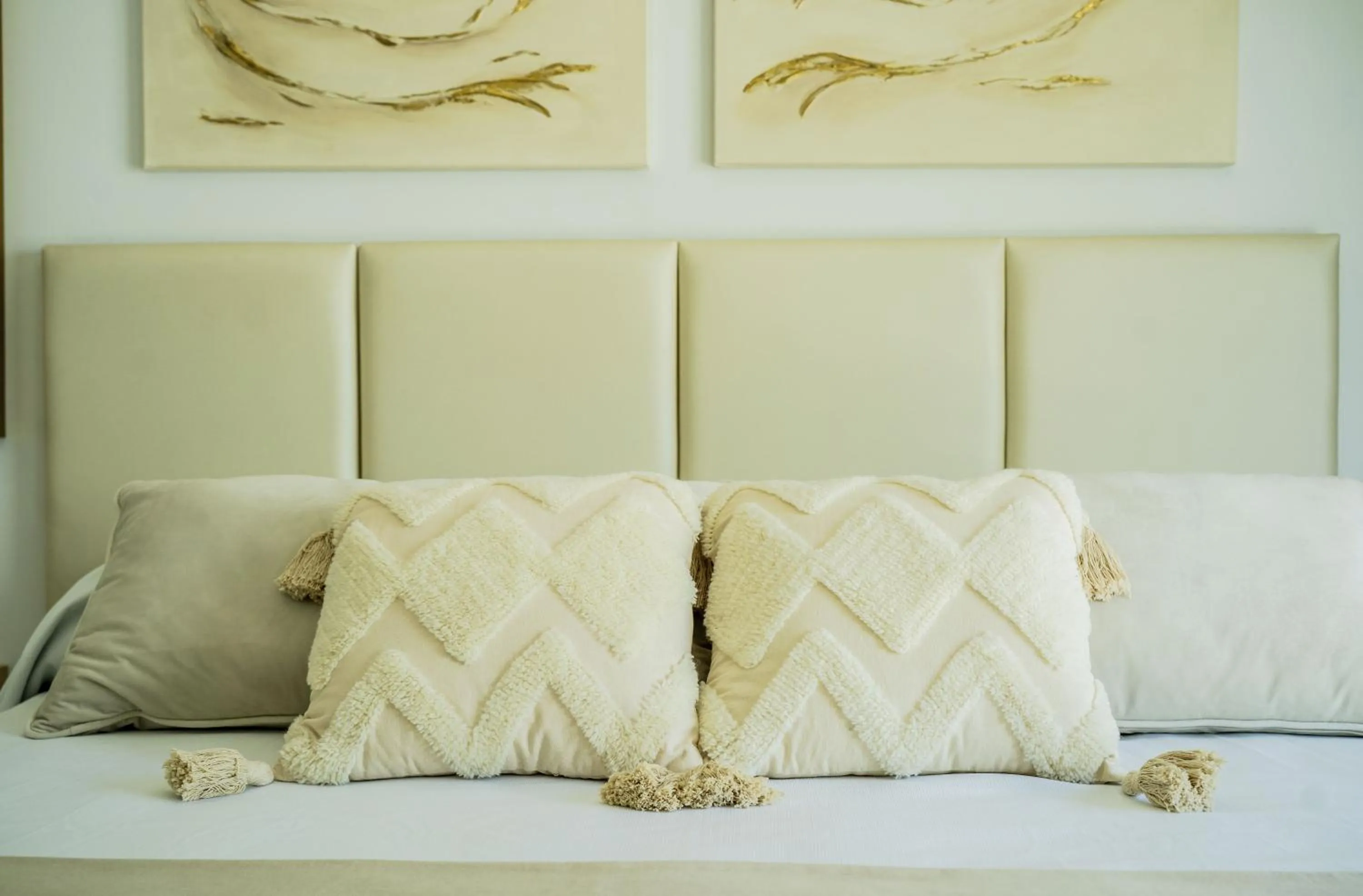 Bed in Palmas de la Laguna by Posada Suiza