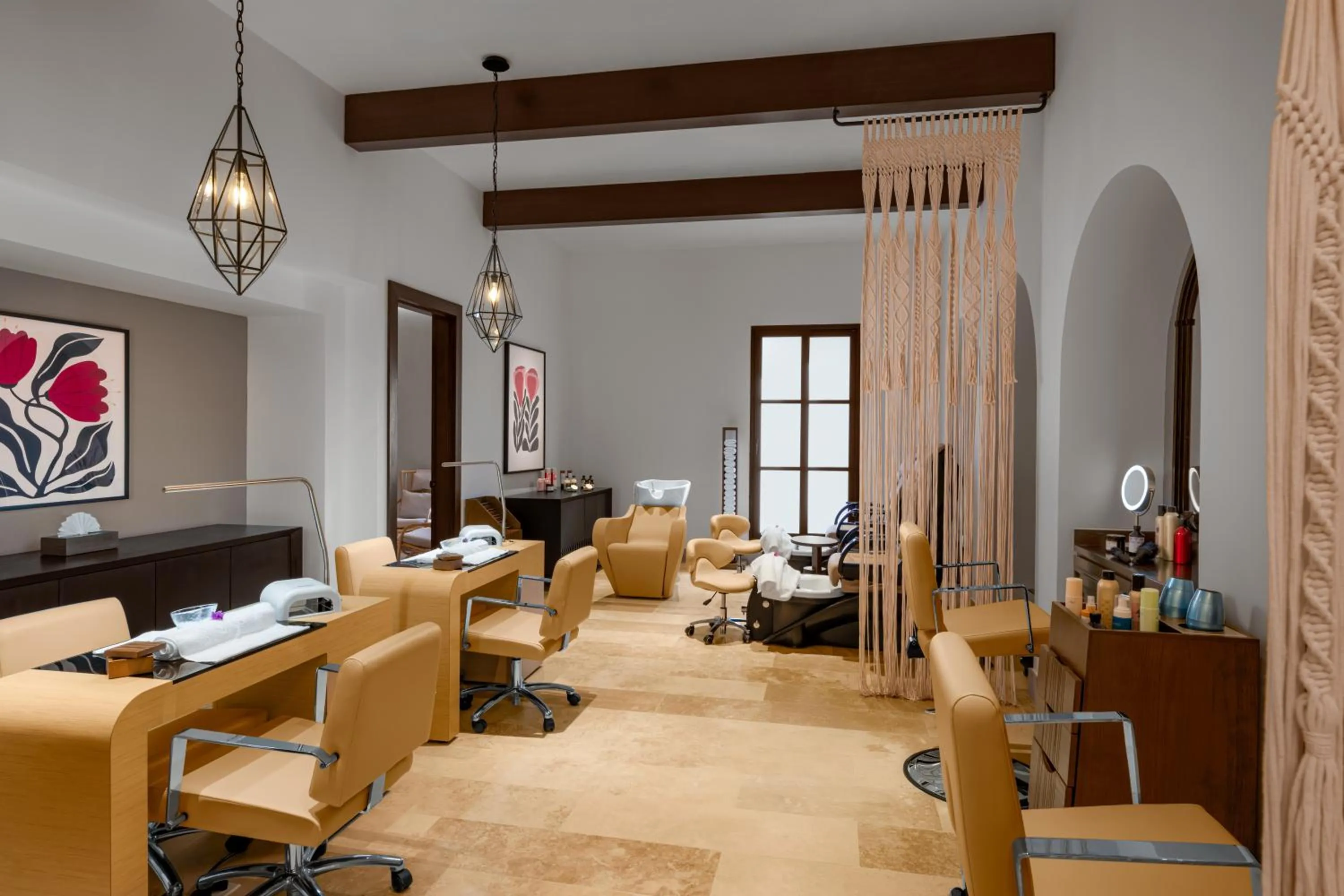 hair dresser in Pueblo Bonito Vantage San Miguel de Allende