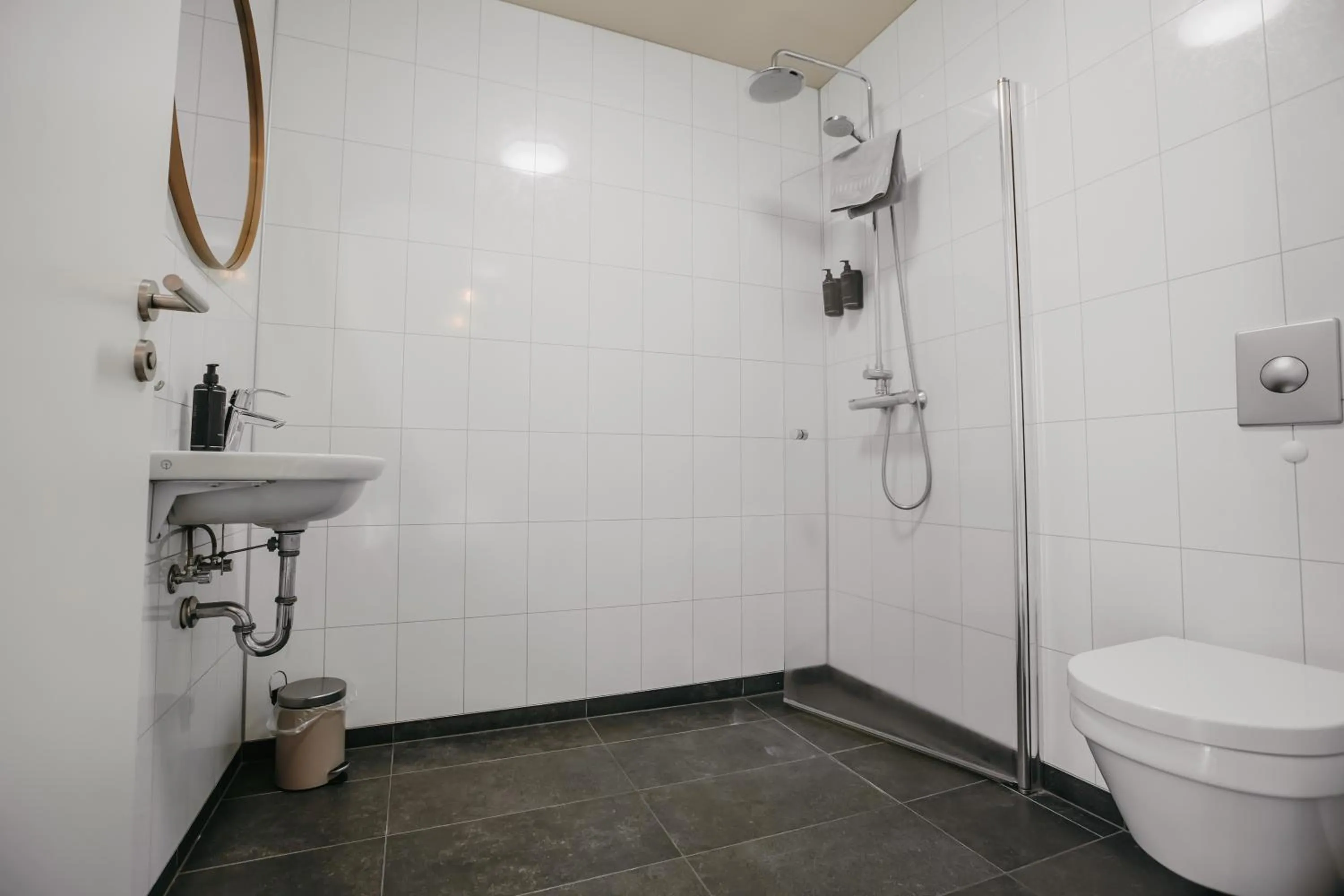 Shower in The Hill Guesthouse