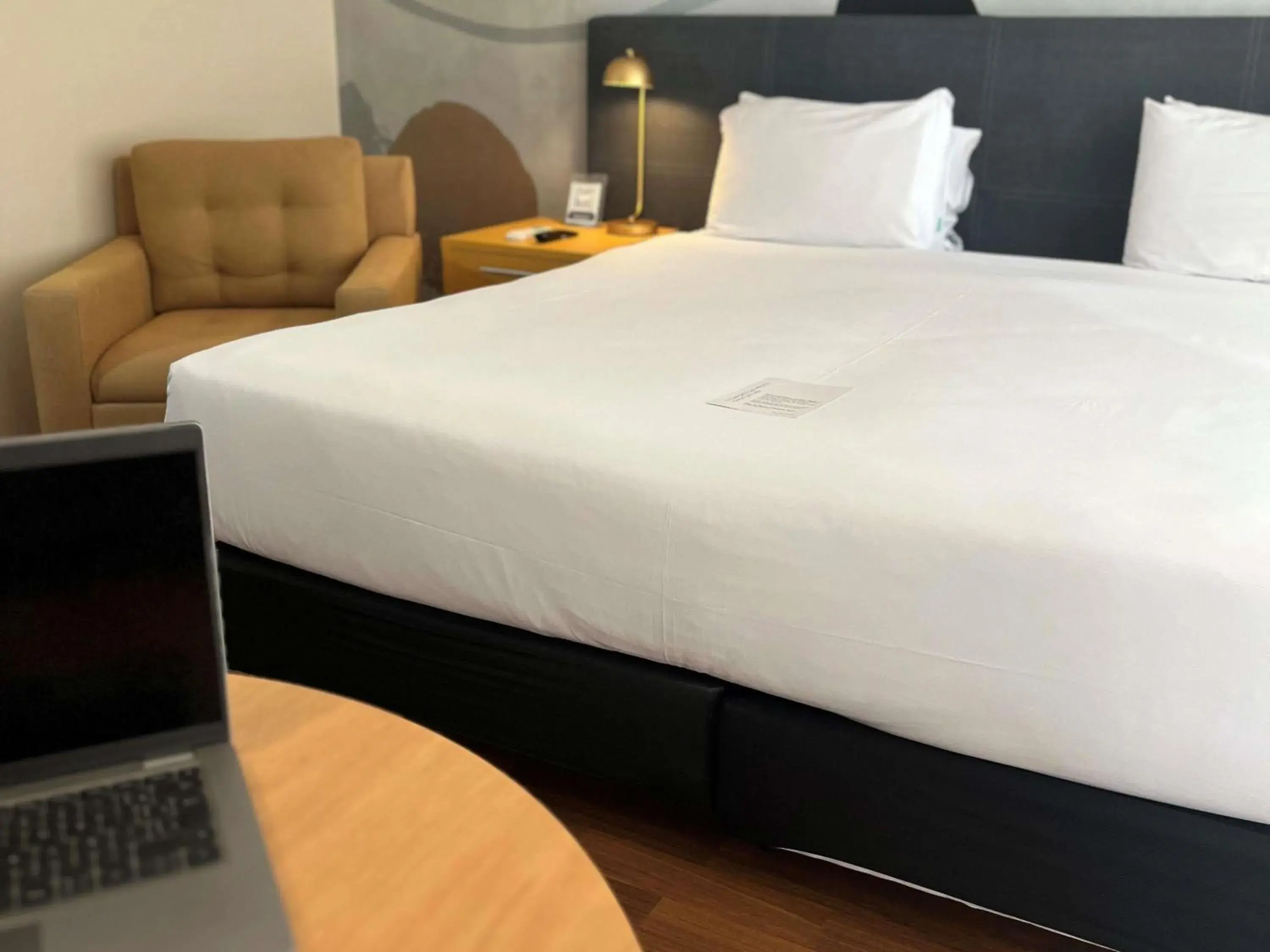 One-Bedroom Executive Apartment with One King Bed in Mercure Sao Paulo Grand Plaza Paulista One-Bedroom Executive Apartment with One King Bed in Mercure Sao Paulo Grand Plaza Paulista