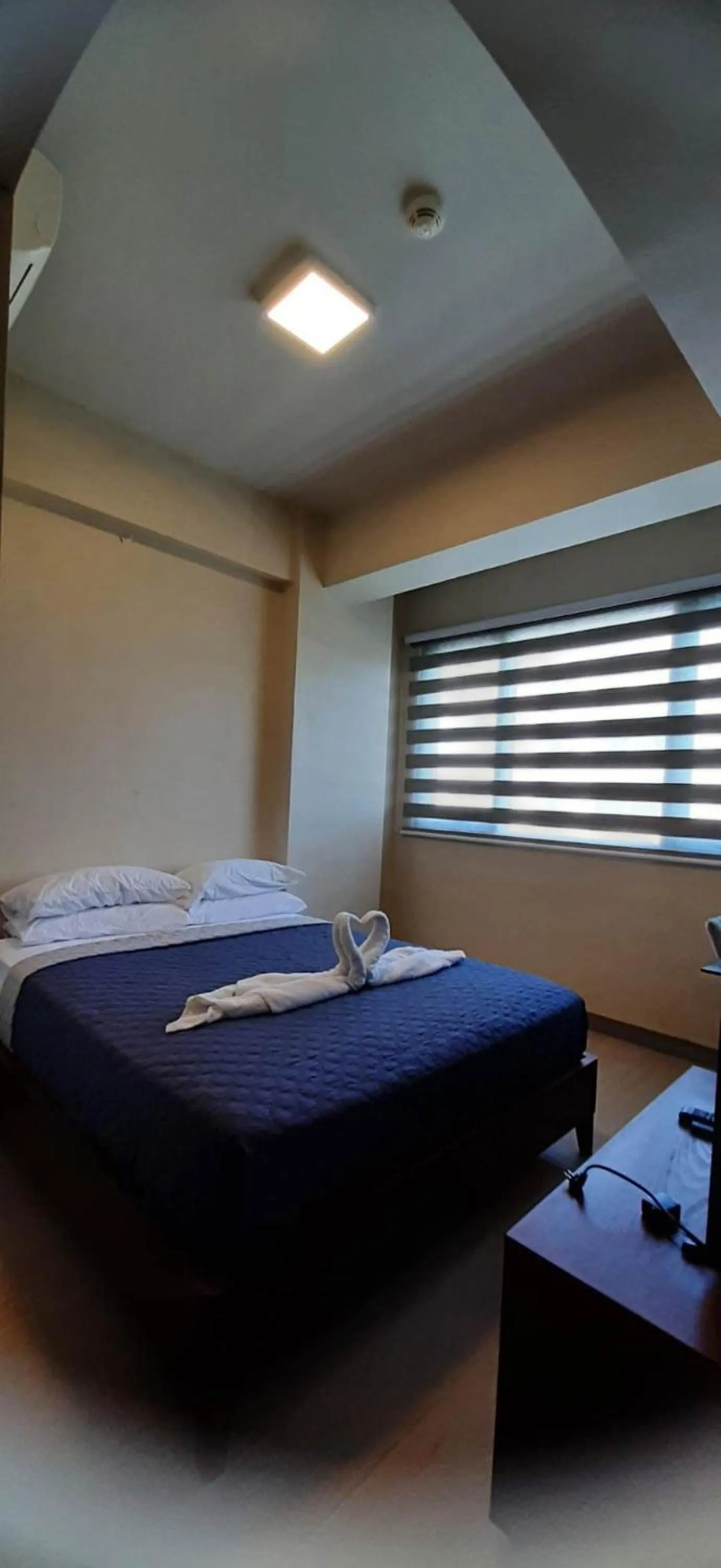 Two-Bedroom Studio Apartment in One Pacific Residences by Hiverooms