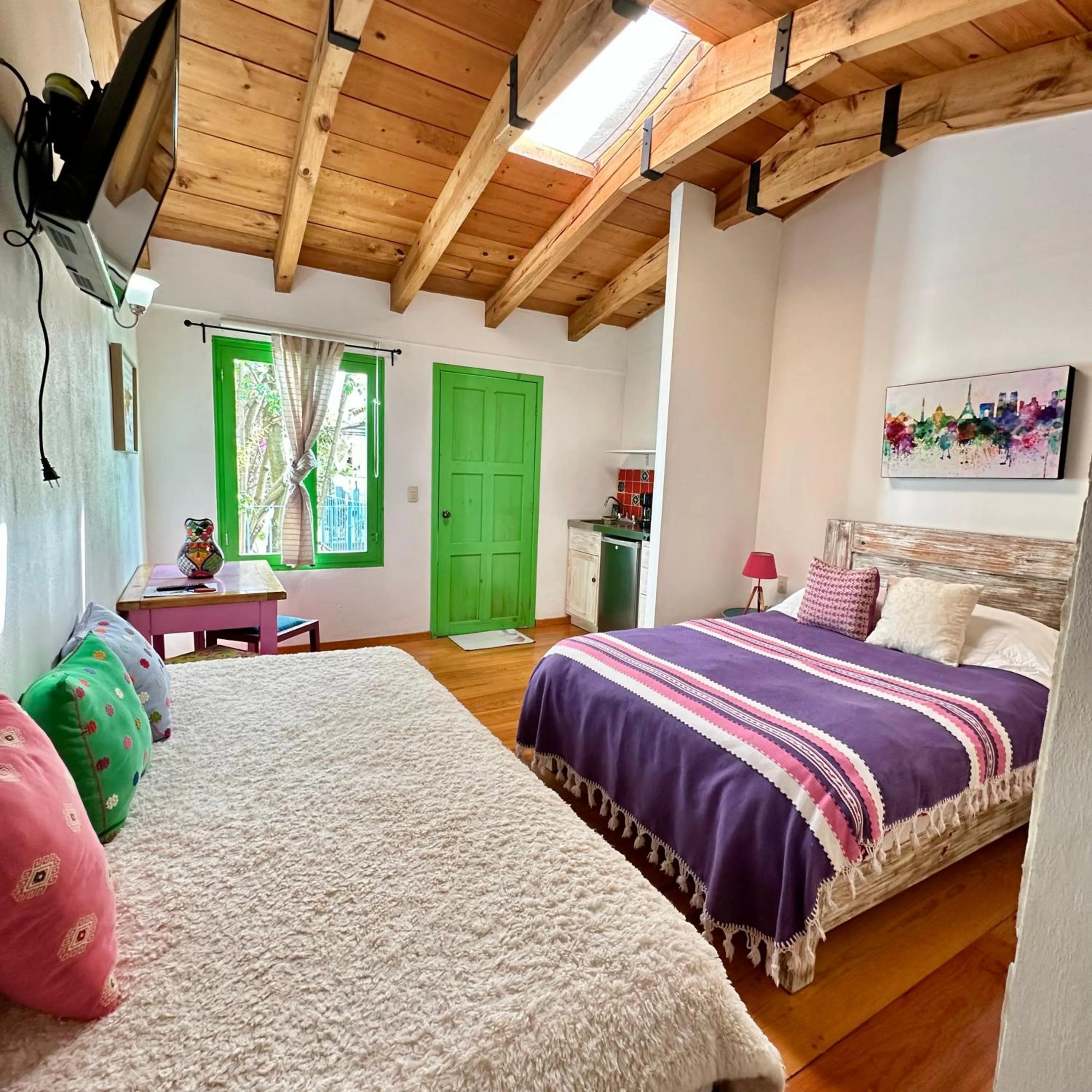 Photo of the whole room in La Etelvina Suites