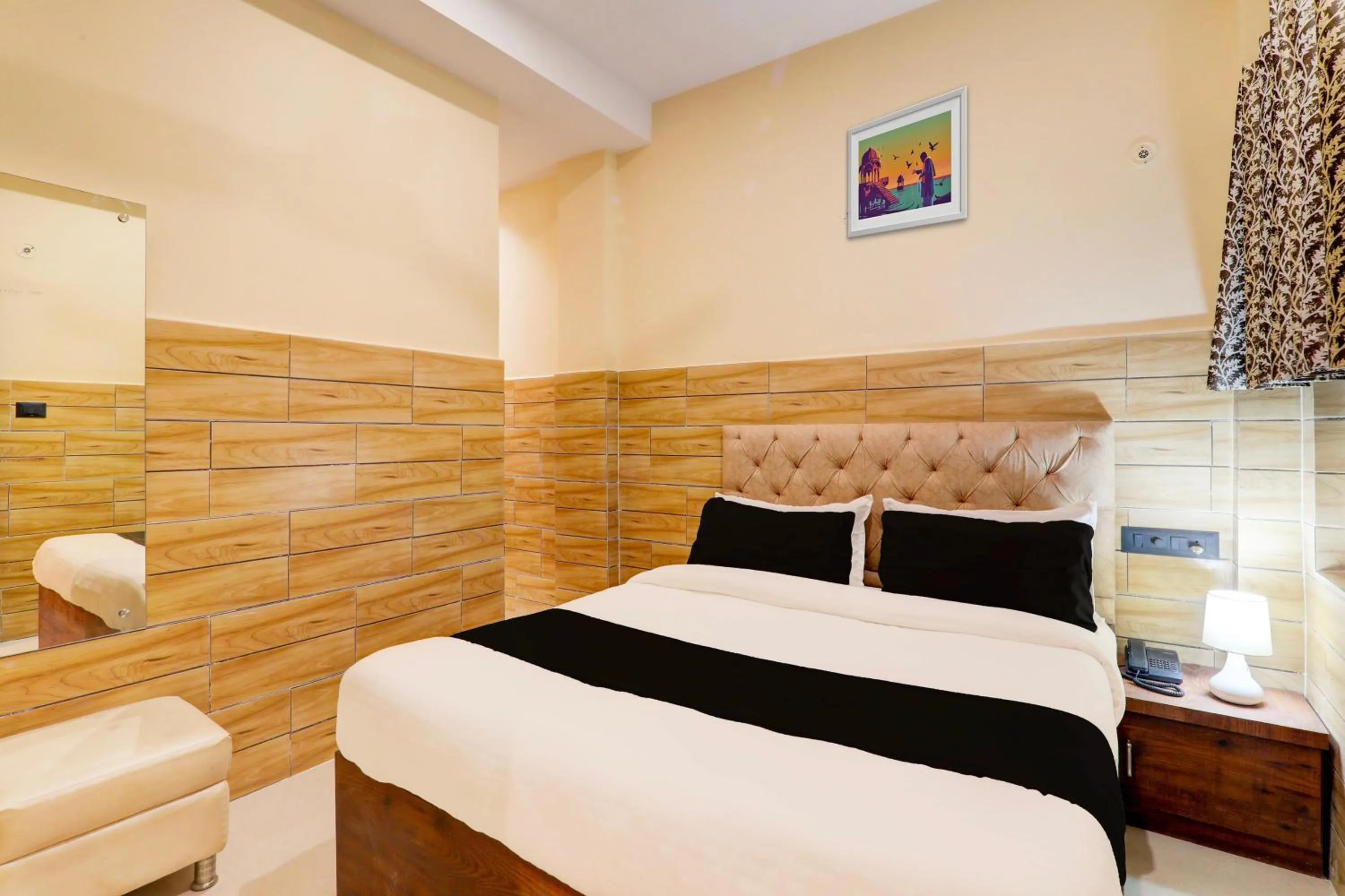 Bedroom, Bed in Super Hotel O Super Kalpna Inn