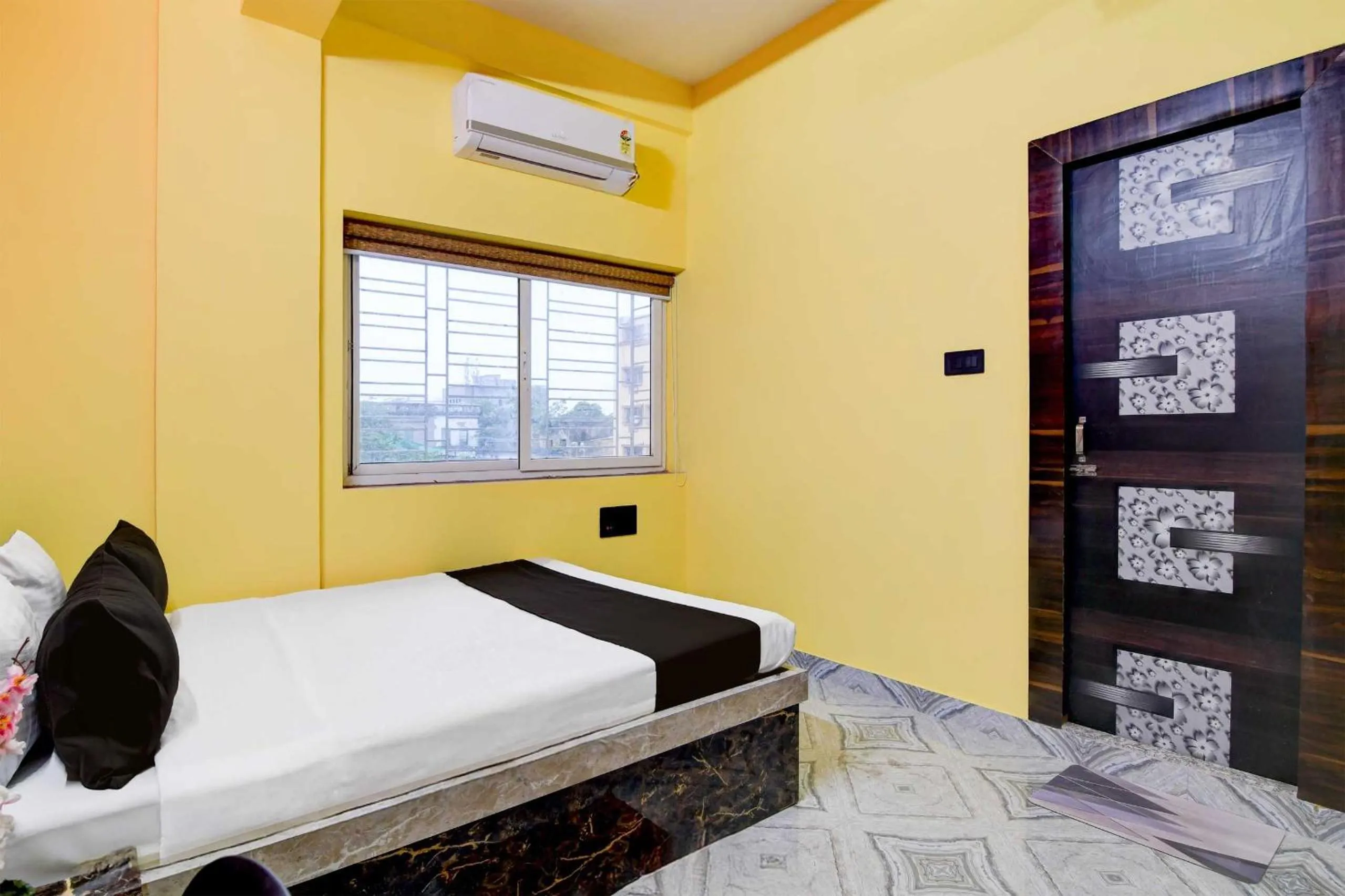 Bedroom, Bed in Hotel O Westin Regency