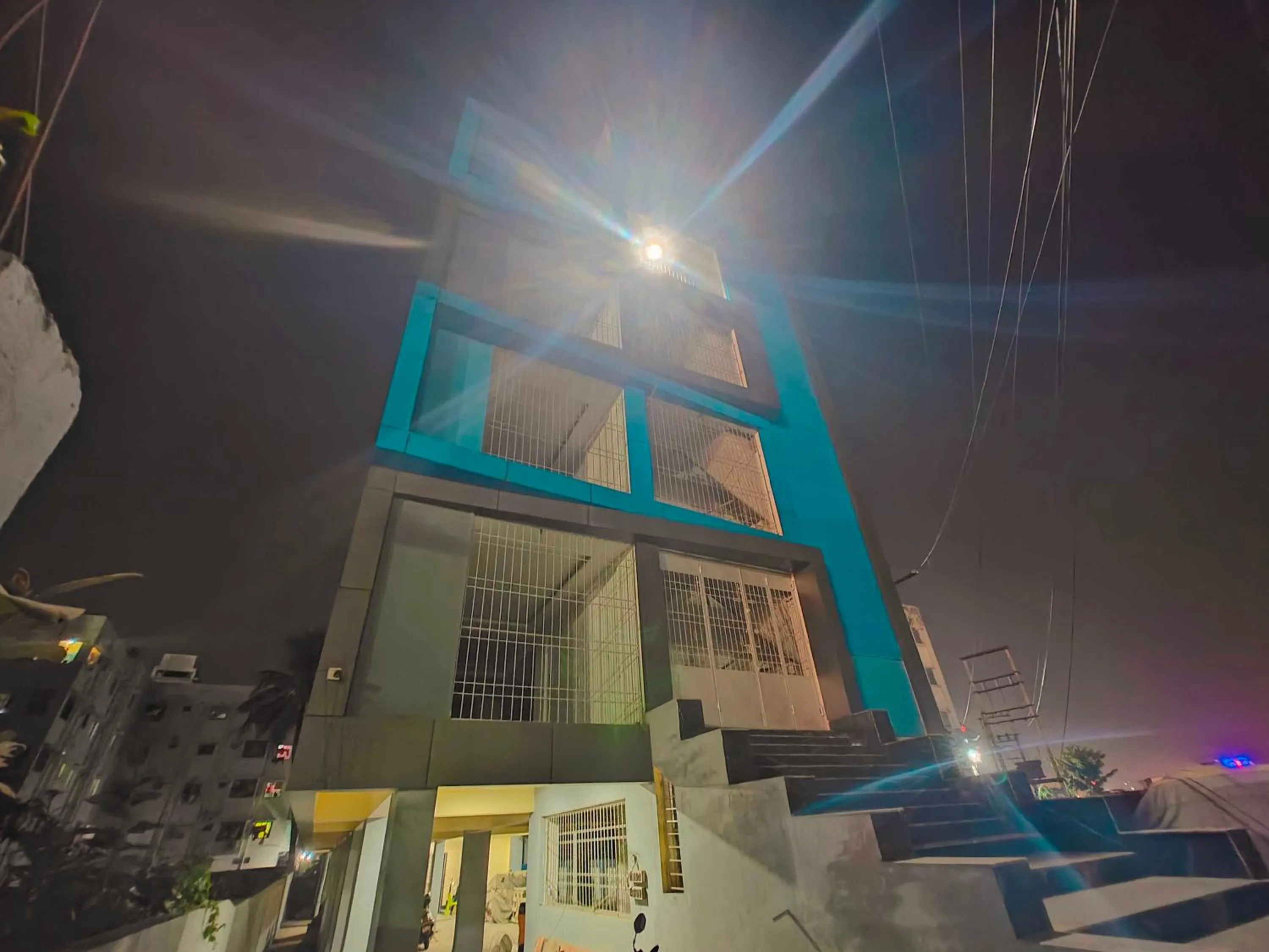 Facade/entrance in Hotel O Westin Regency