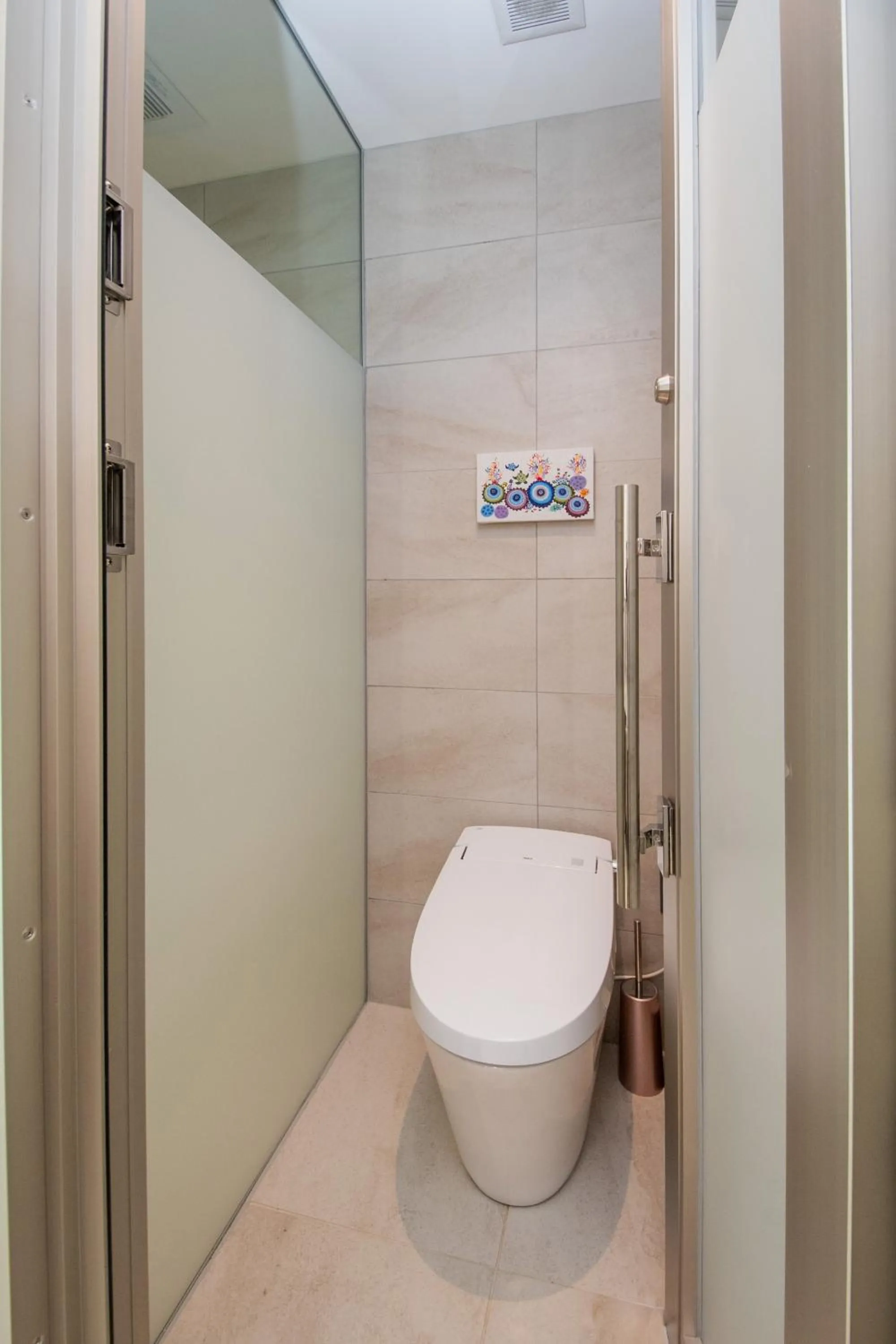 Toilet in pool villa Sanrriott Okinawa Motobu