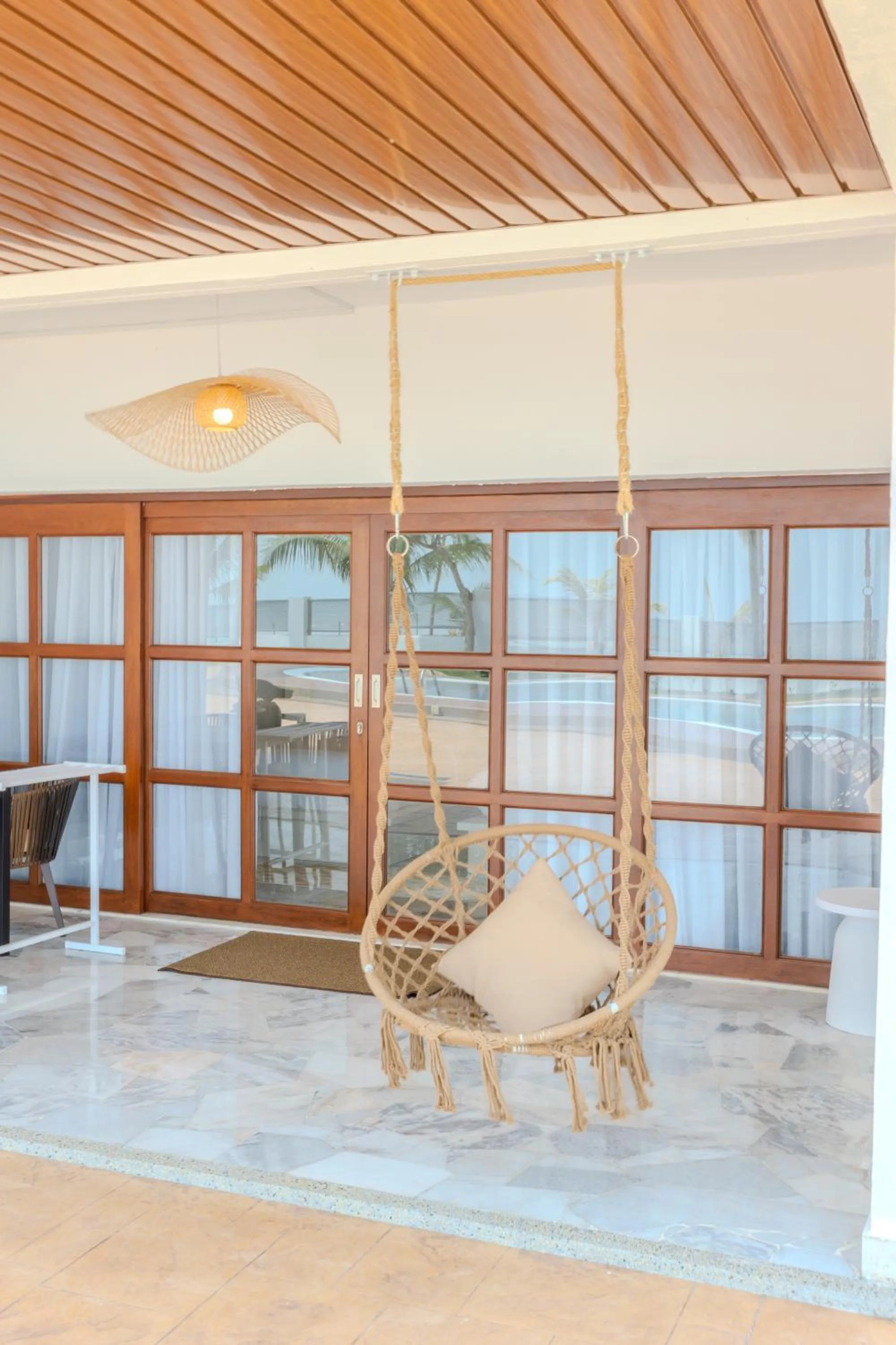 Suntai Villa, Beachfront Suites