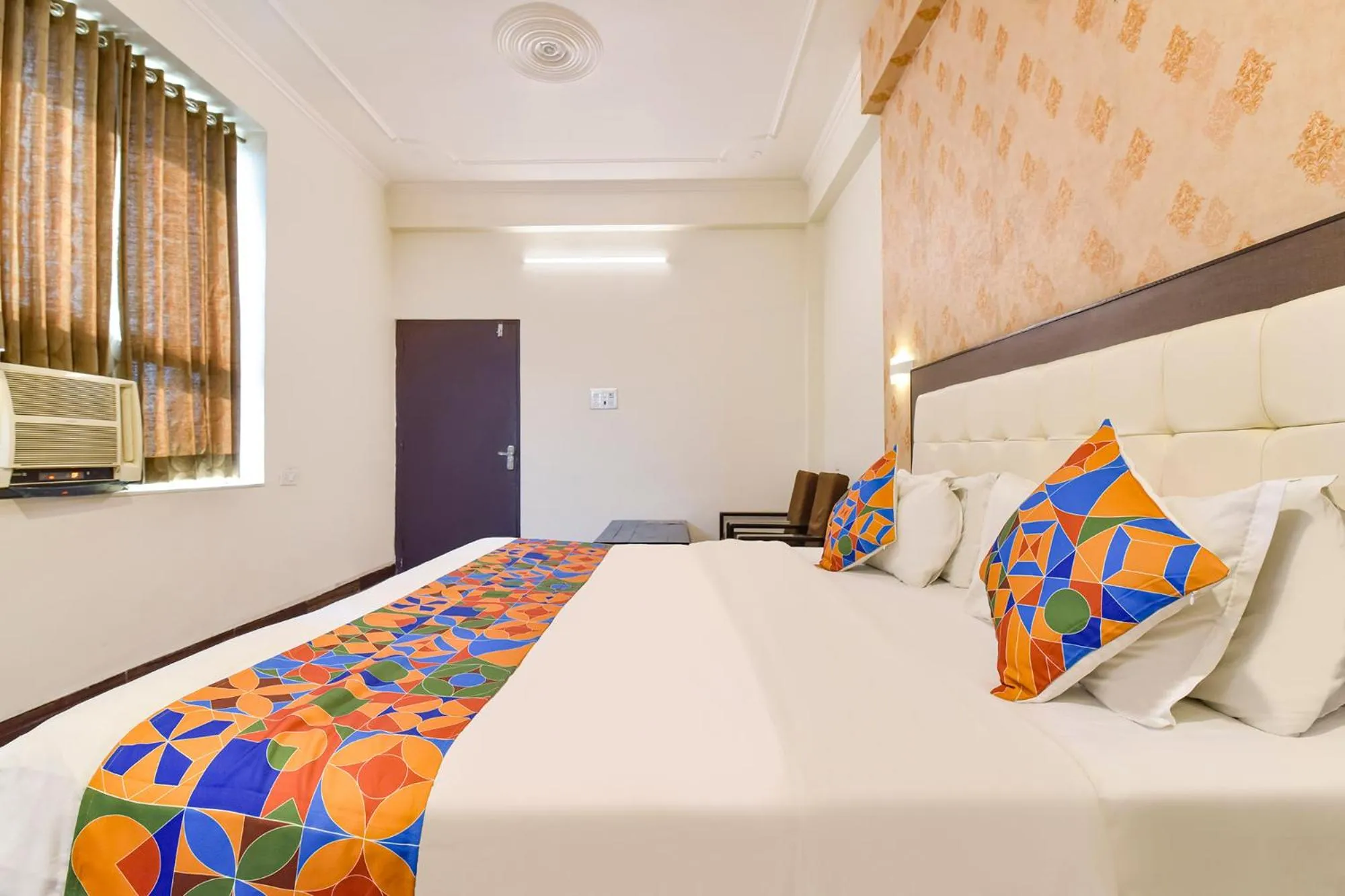 Bed in FabHotel Dream Palace