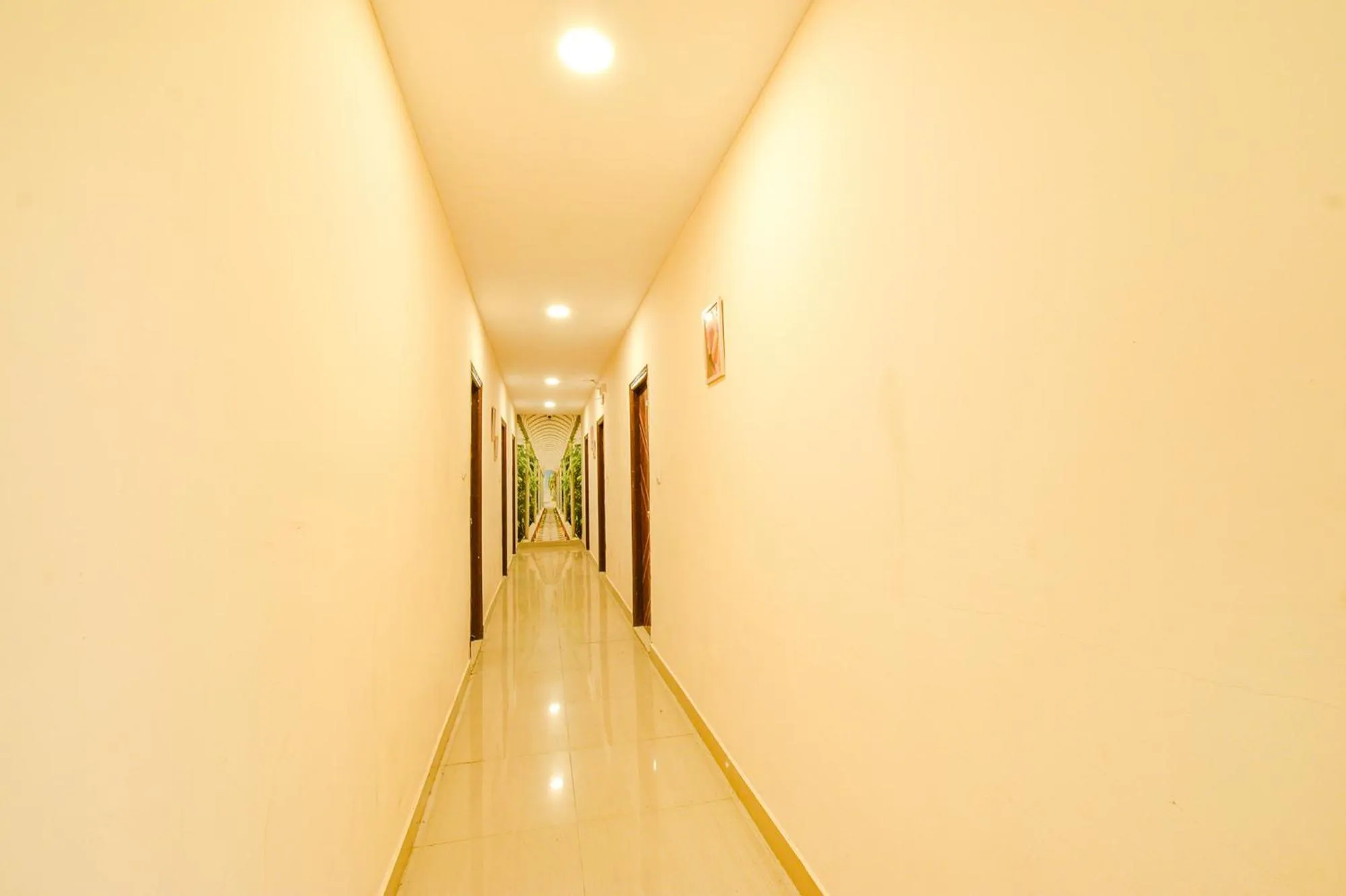 Lobby or reception in FabHotel Yogeshwara Grand - Nr Hyderabad International Airport, Shamshabad