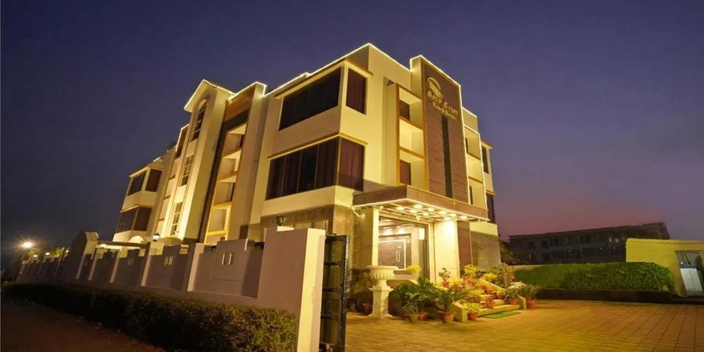 Property Building in Gold Coast Beach Resort