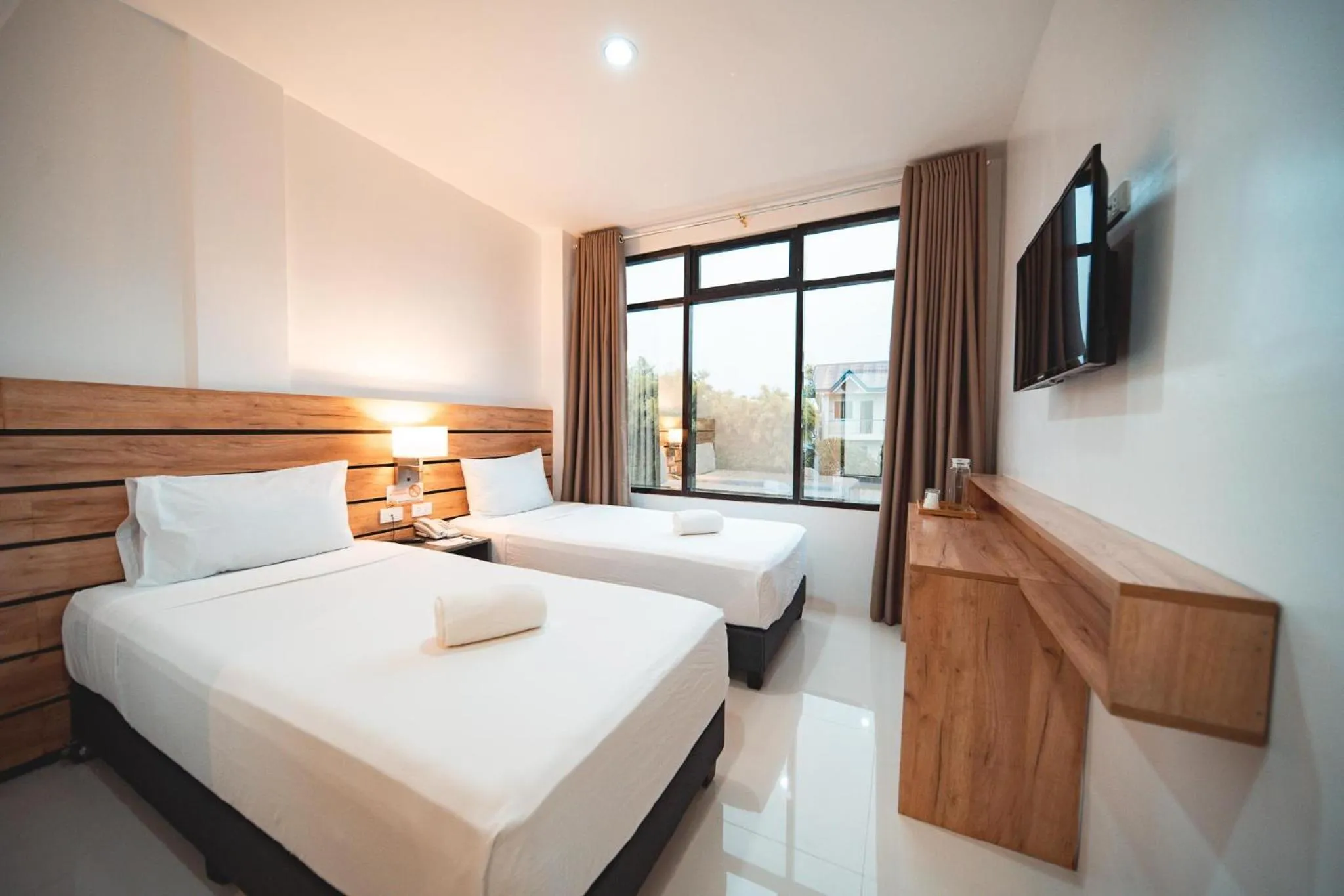 Photo of the whole room in Travelbee Minglanilla Inn