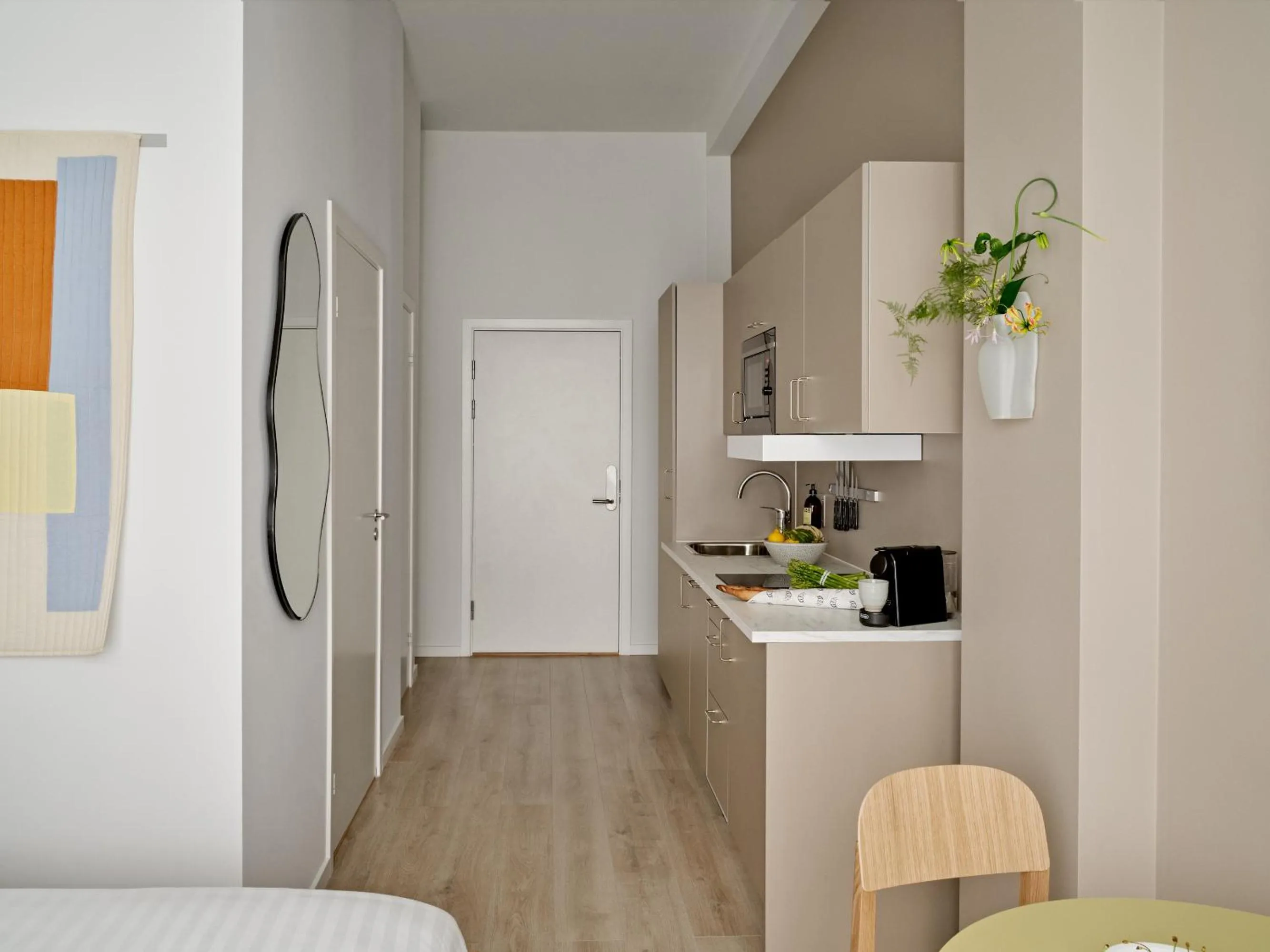 Flora Apartment Hotel